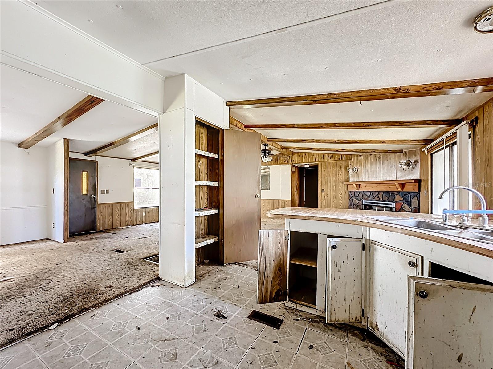 Image 13 of 31 For 111 Mulberry Street