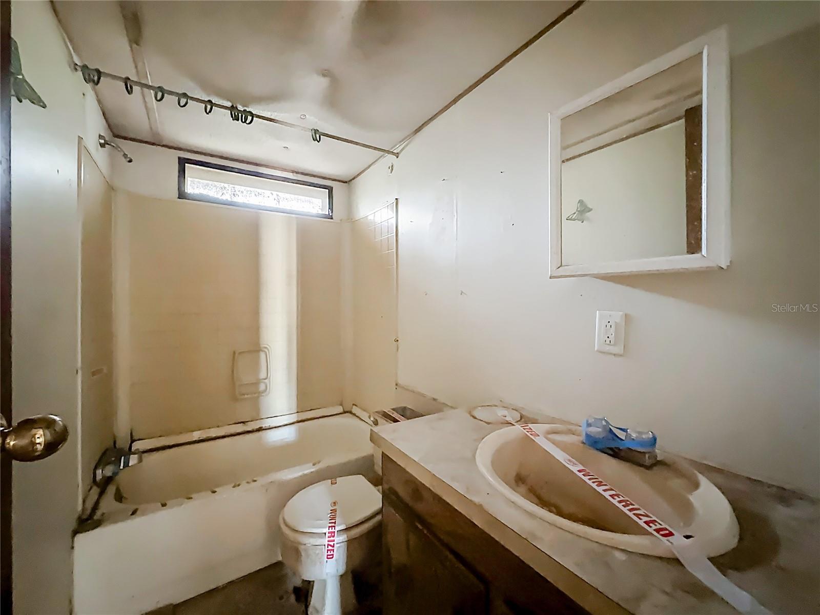 Image 29 of 31 For 111 Mulberry Street