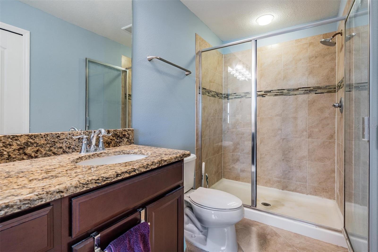 Listing photo id 25 for 2106 Lennox Dale Lane