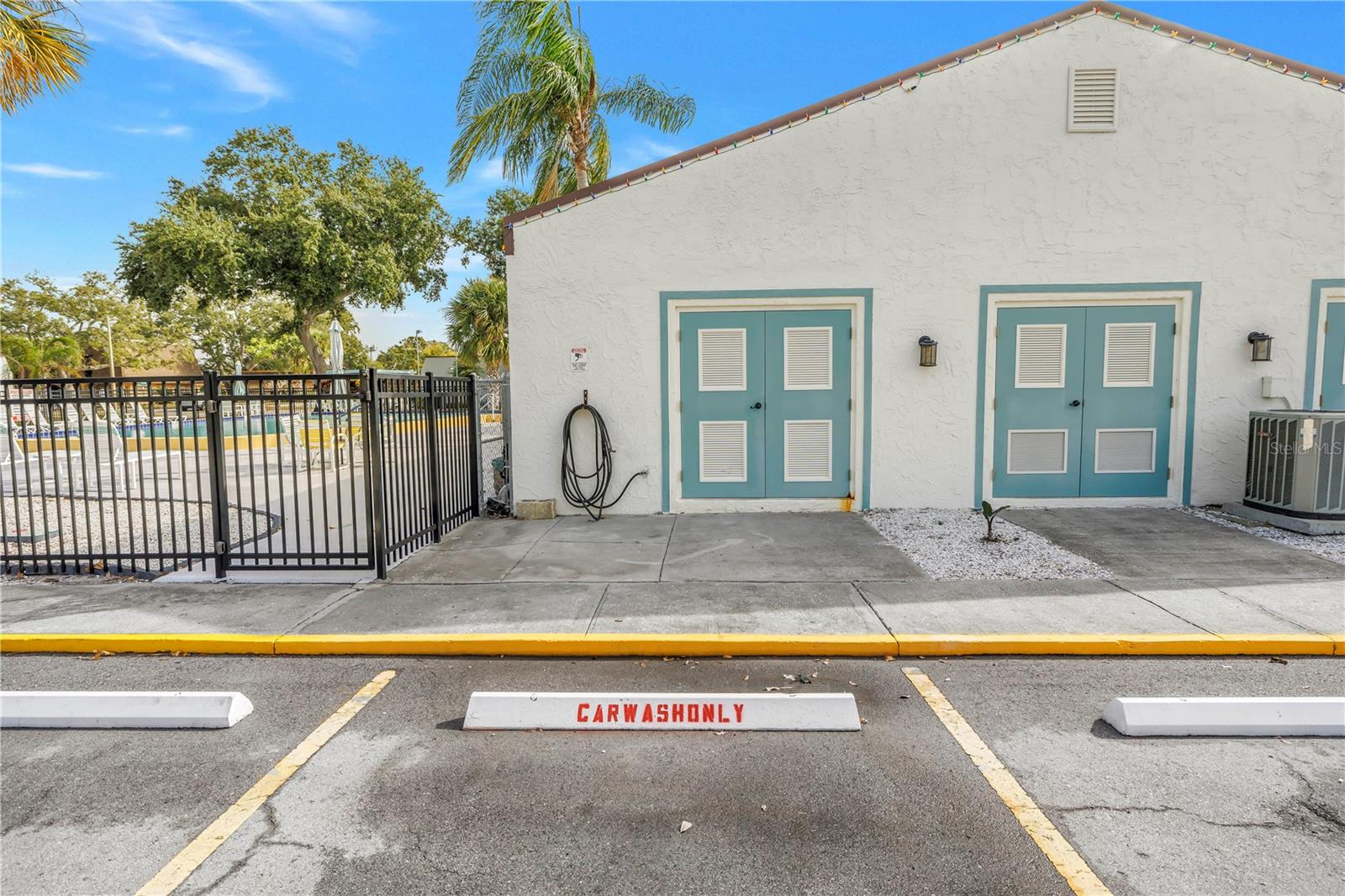 Image 31 of 52 For 9224 Mission Oaks Boulevard