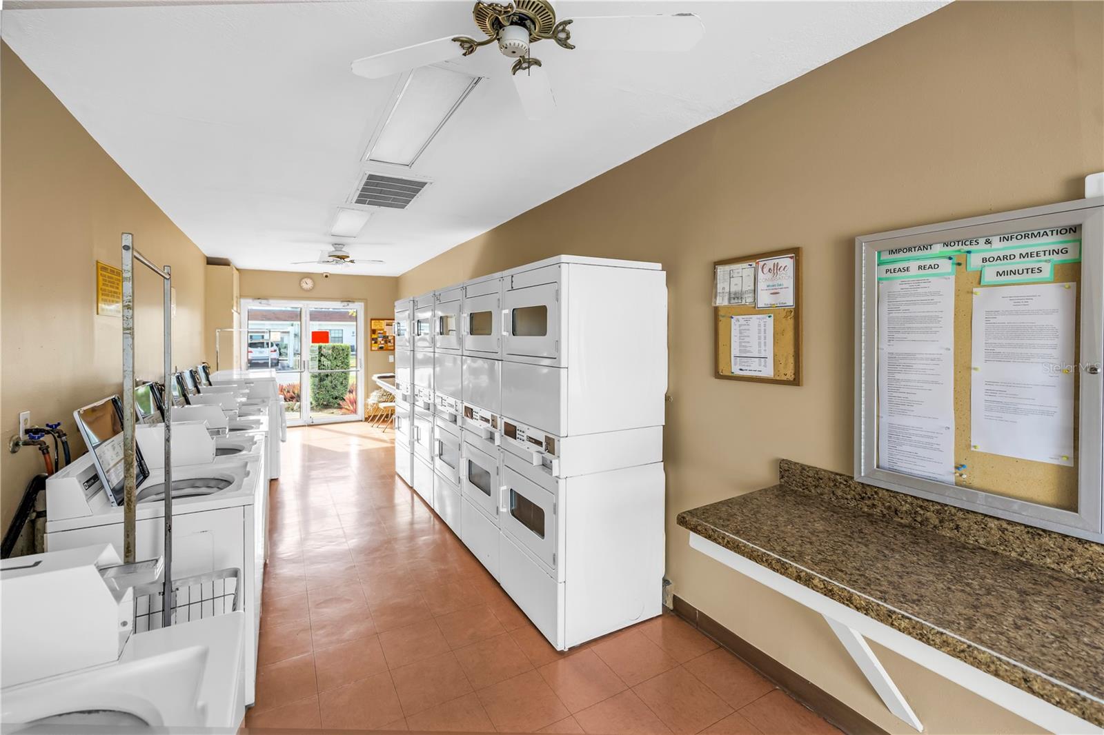 Image 45 of 52 For 9224 Mission Oaks Boulevard