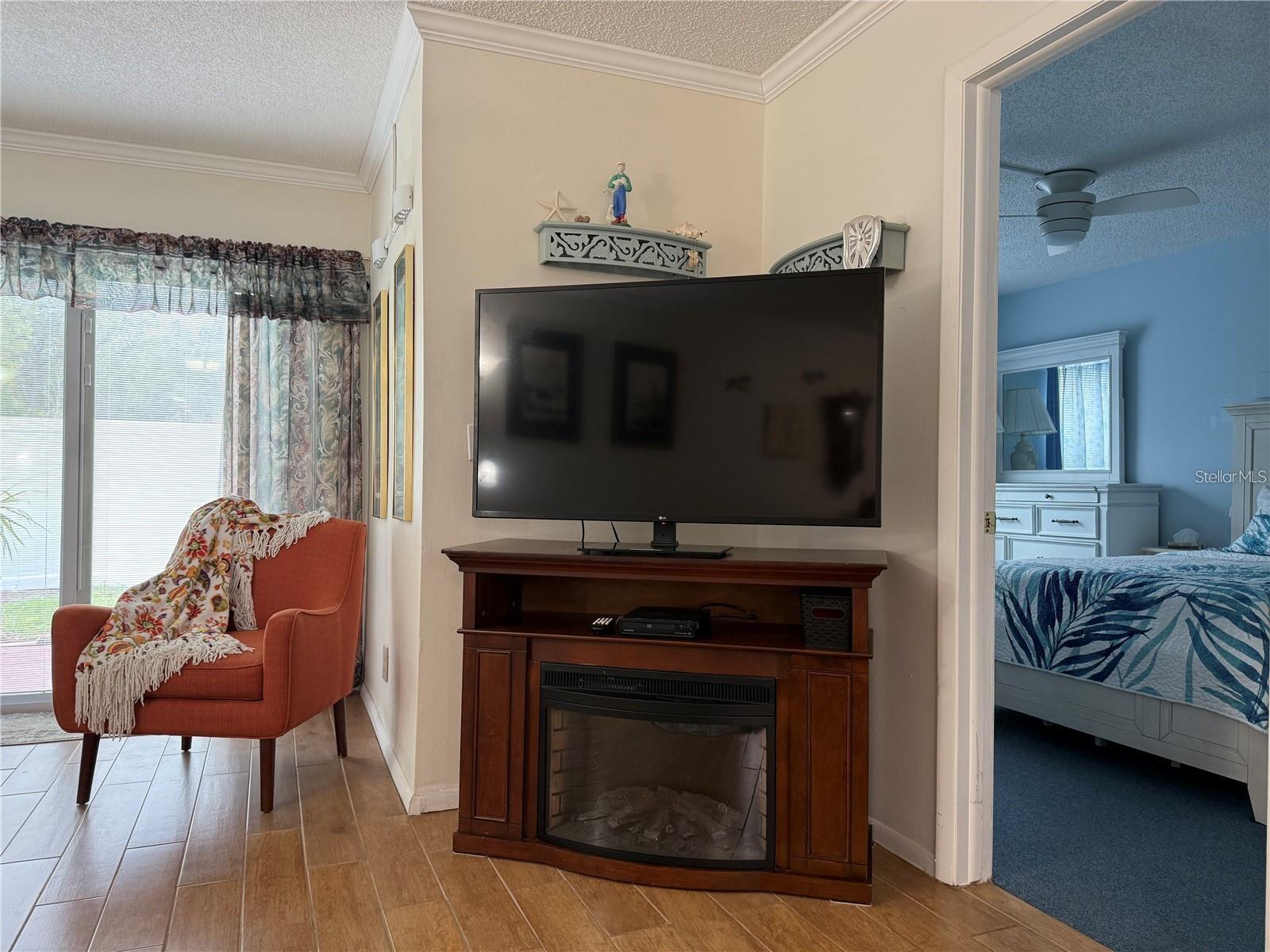 Image 15 of 40 For 1100 Bay Drive 95