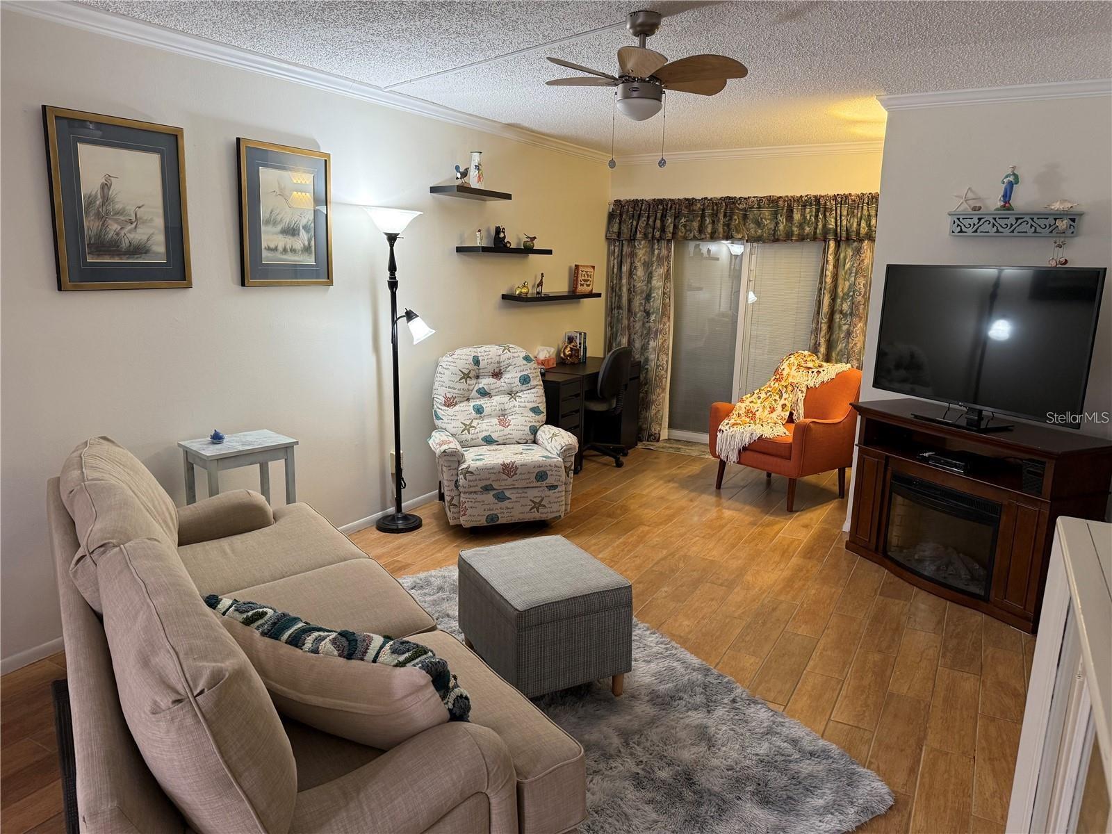 Image 17 of 40 For 1100 Bay Drive 95