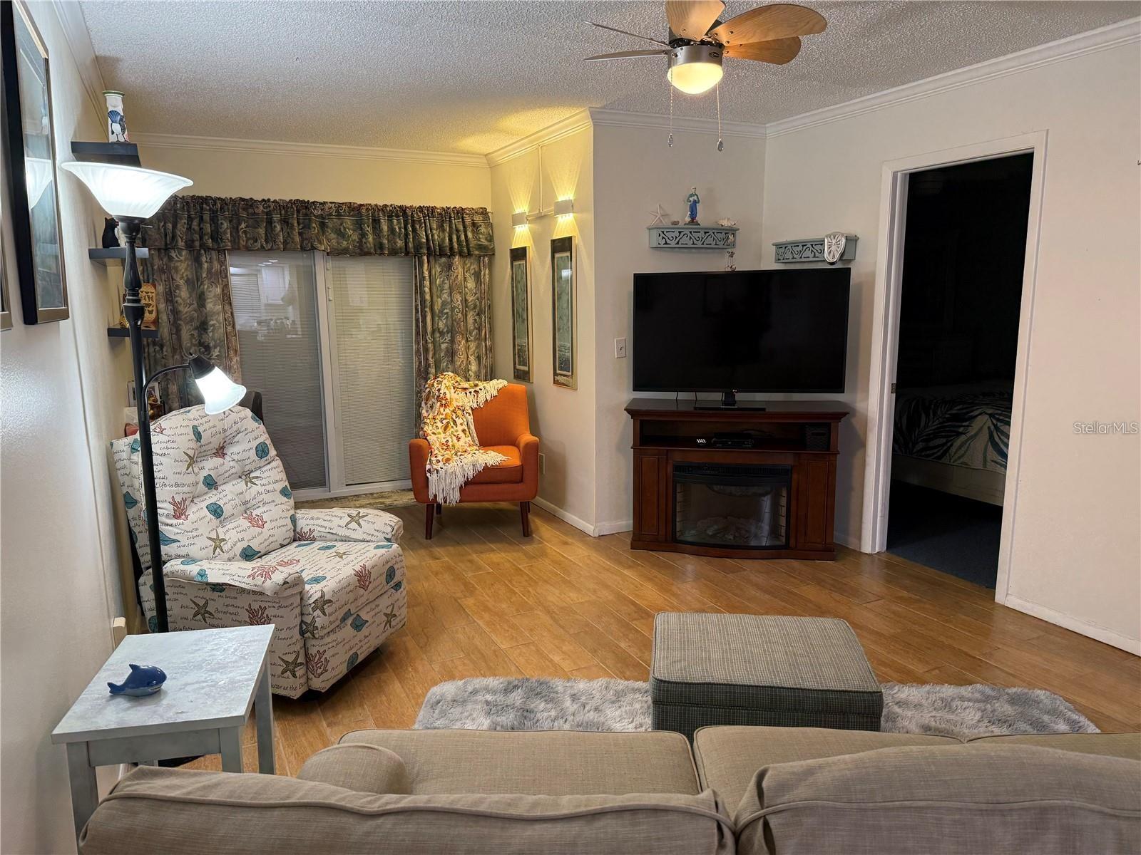 Image 18 of 40 For 1100 Bay Drive 95