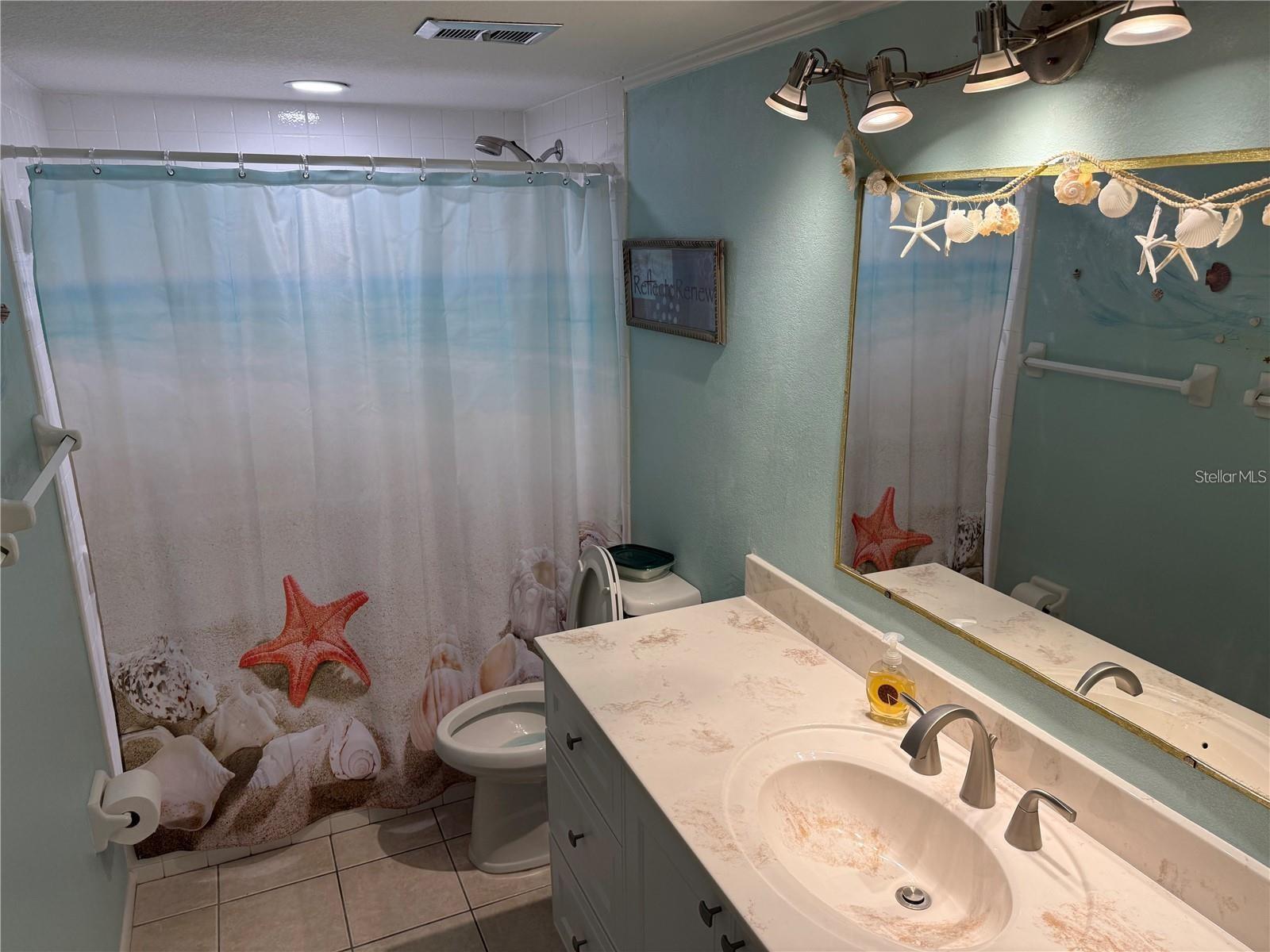 Image 30 of 40 For 1100 Bay Drive 95