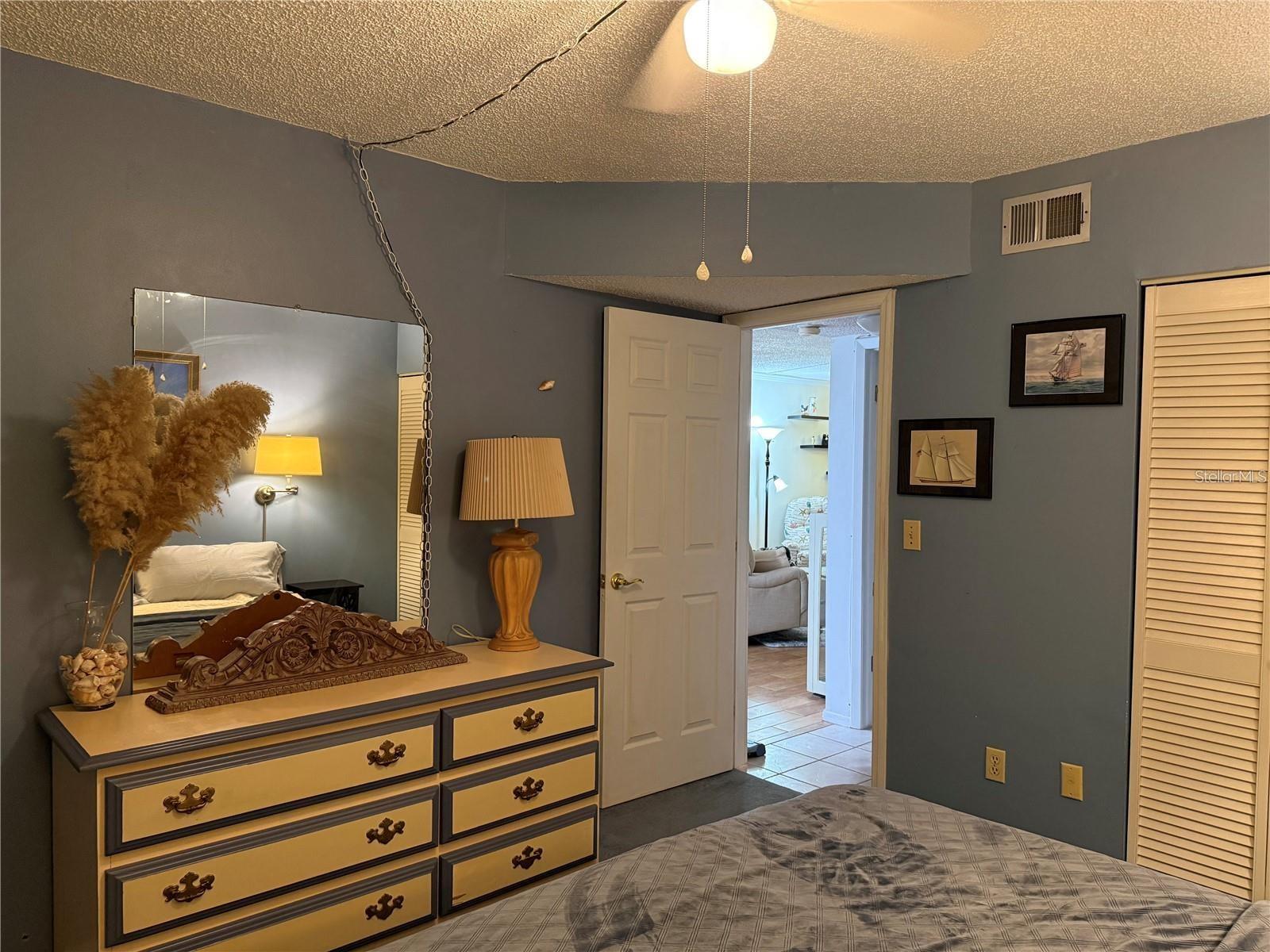 Image 35 of 40 For 1100 Bay Drive 95