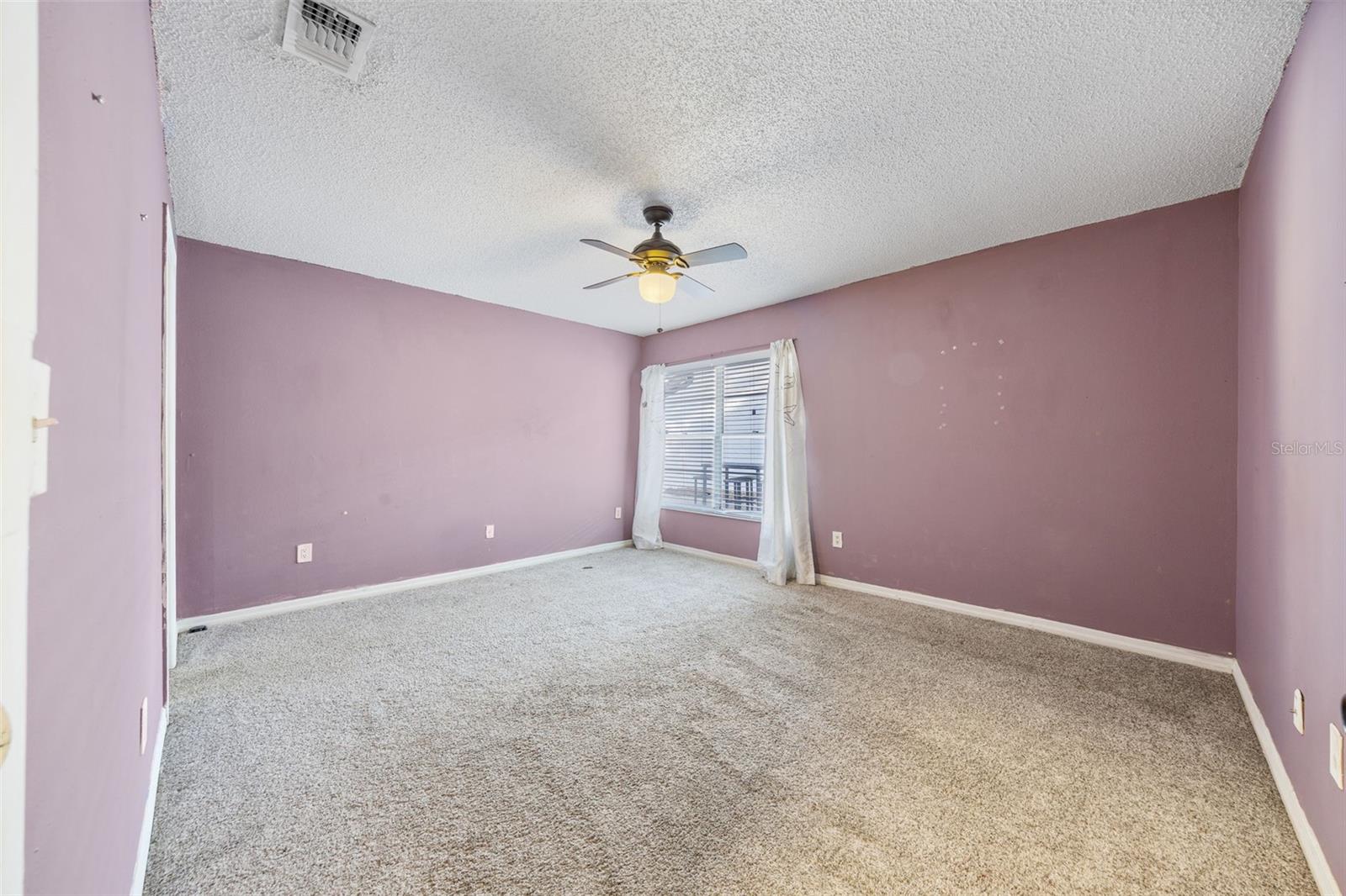 Image 17 of 29 For 10815 Venice Circle