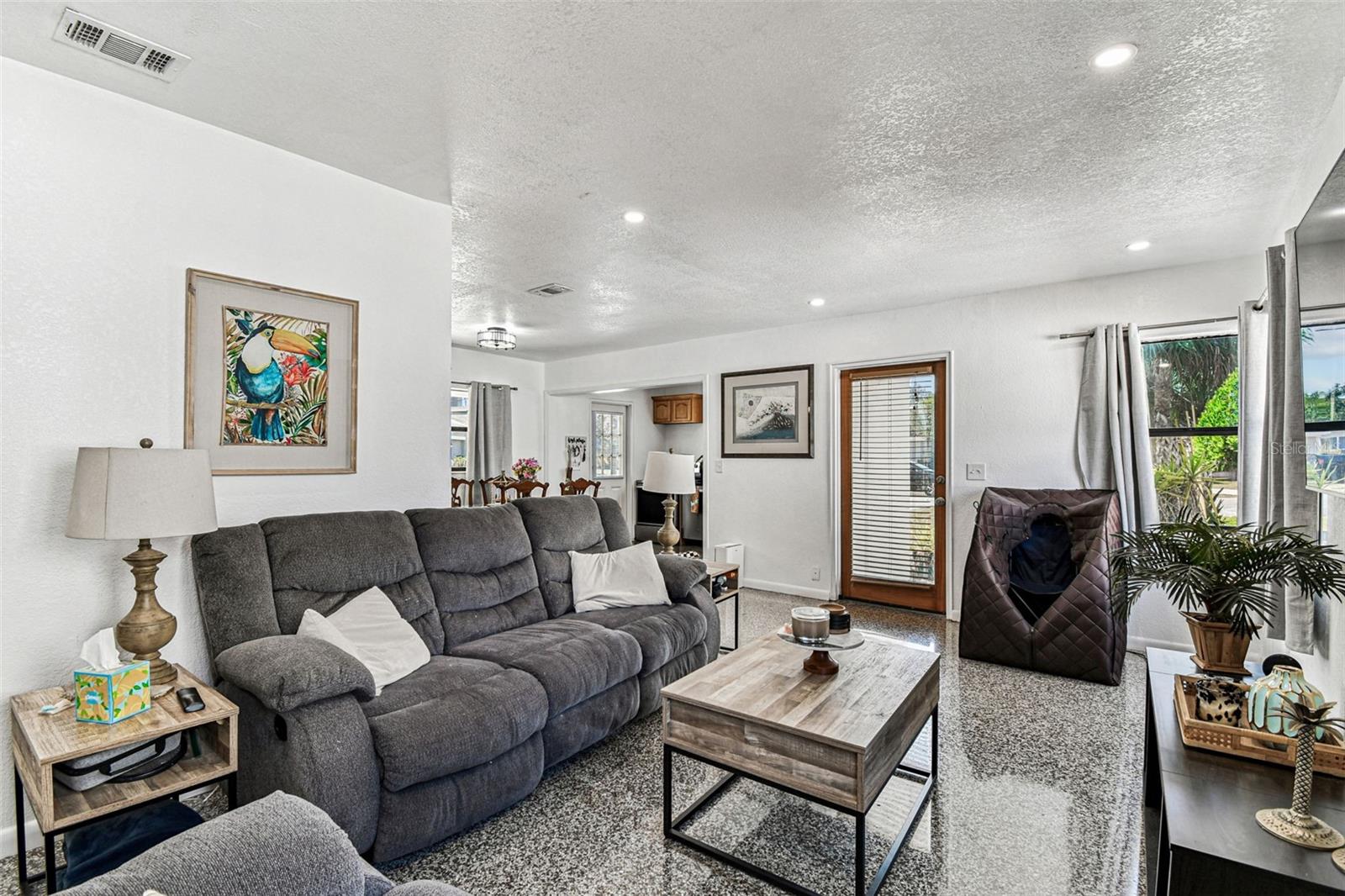 Image 12 of 25 For 2909 Elrod Avenue