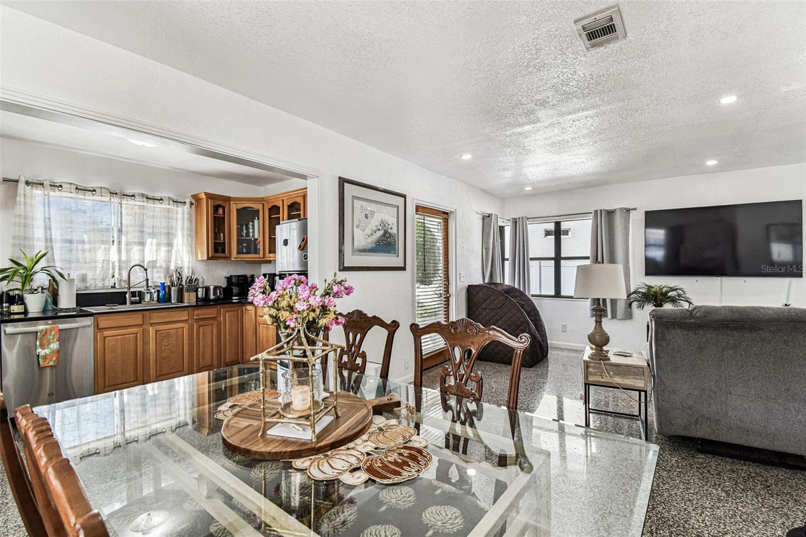 Image 14 of 25 For 2909 Elrod Avenue