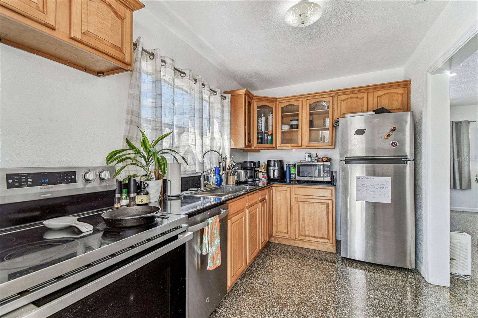 Image 18 of 25 For 2909 Elrod Avenue