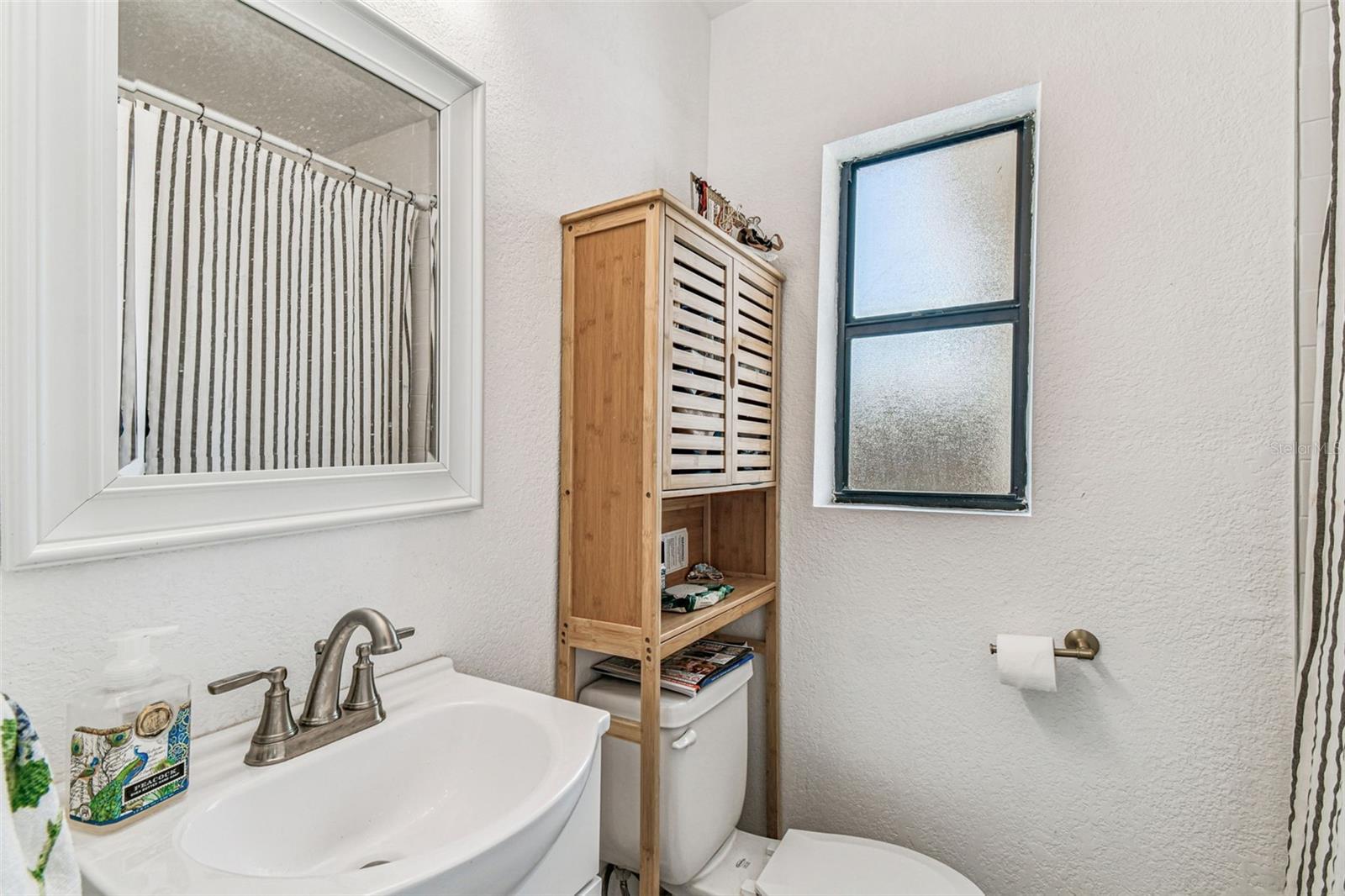 Image 19 of 25 For 2909 Elrod Avenue