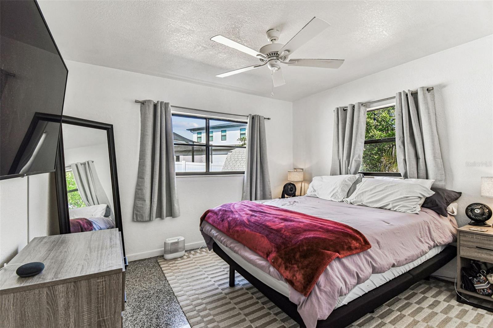 Image 20 of 25 For 2909 Elrod Avenue