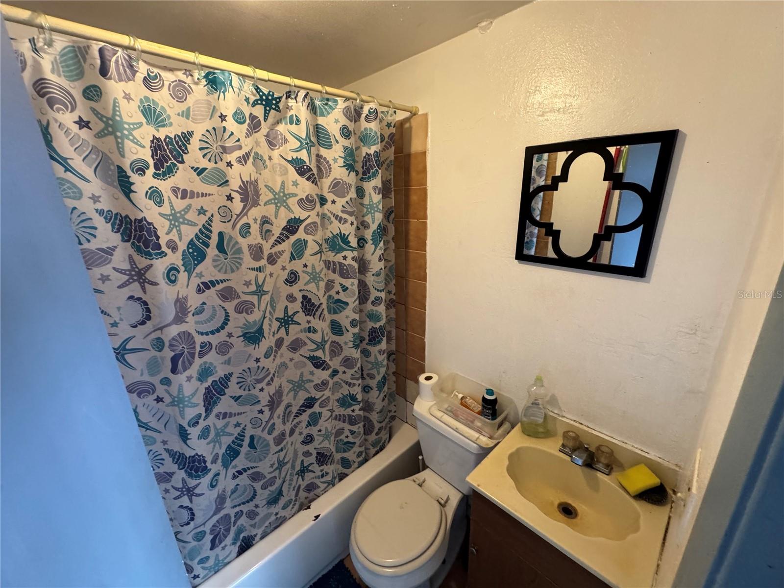 Listing photo id 19 for 1025 31st Avenue