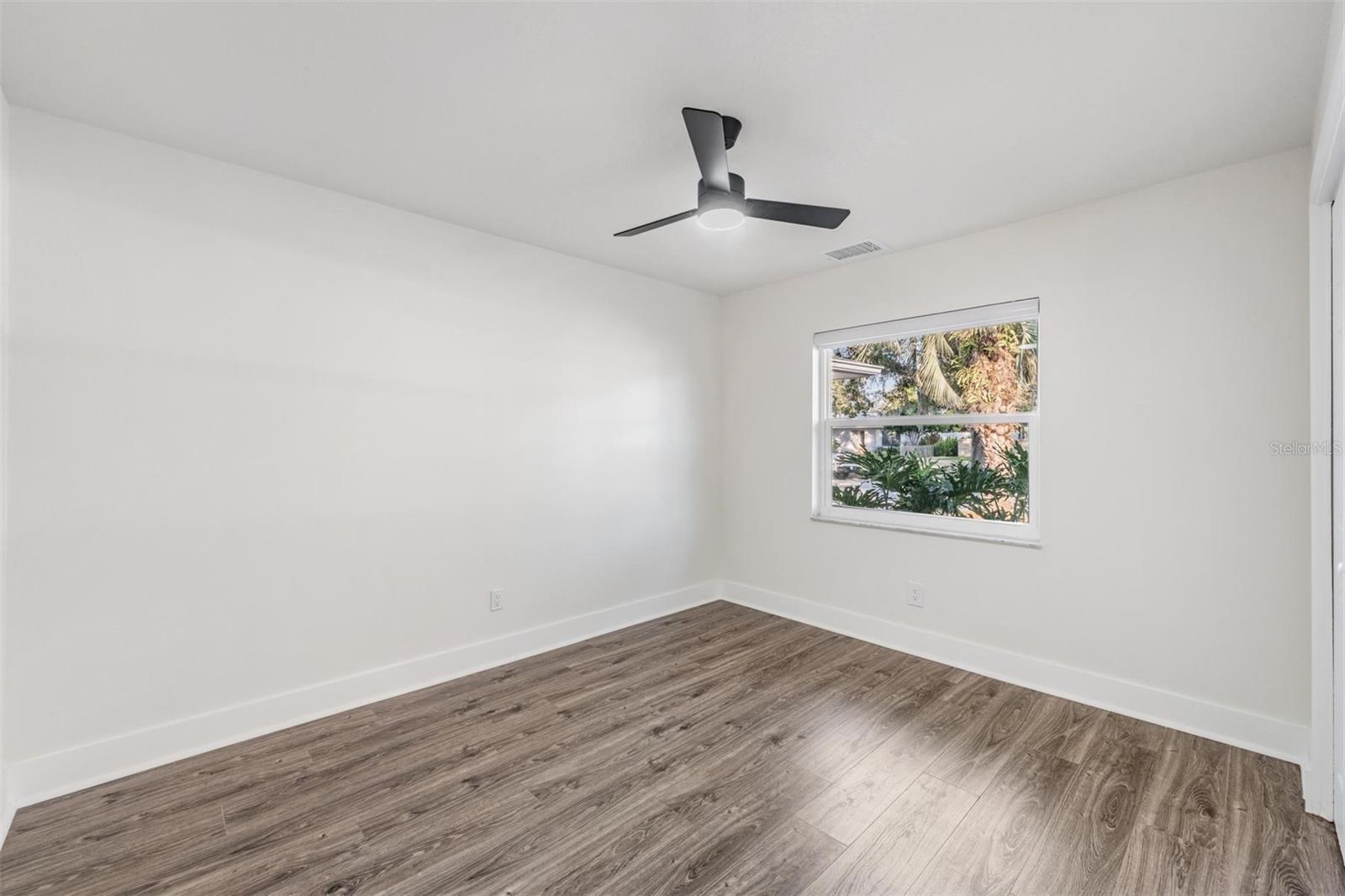 Image 20 of 35 For 3366 Fox Hill Drive