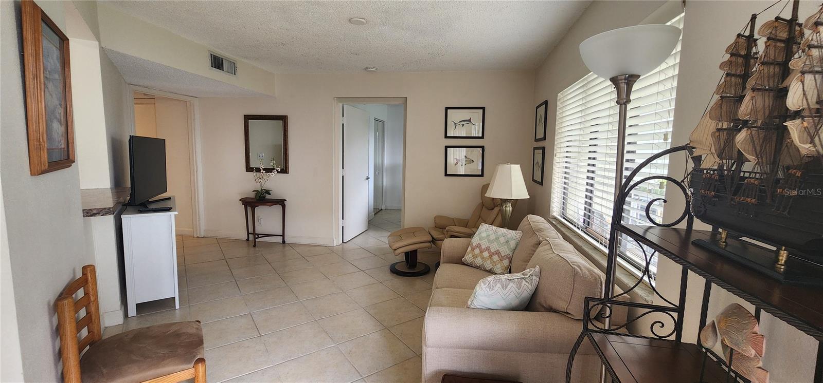 Image 11 of 46 For 1515 Pinellas Bayway S 30