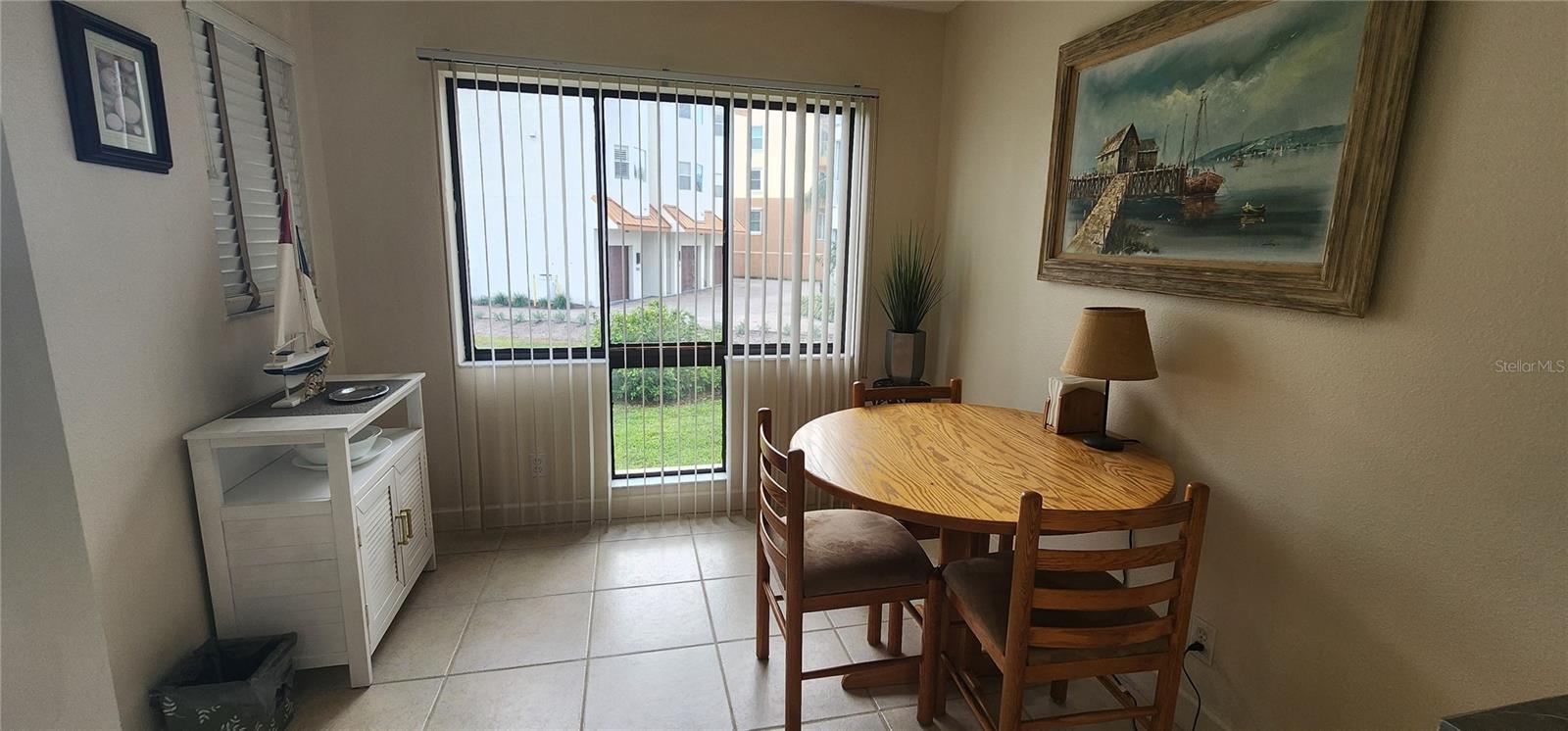 Image 17 of 46 For 1515 Pinellas Bayway S 30