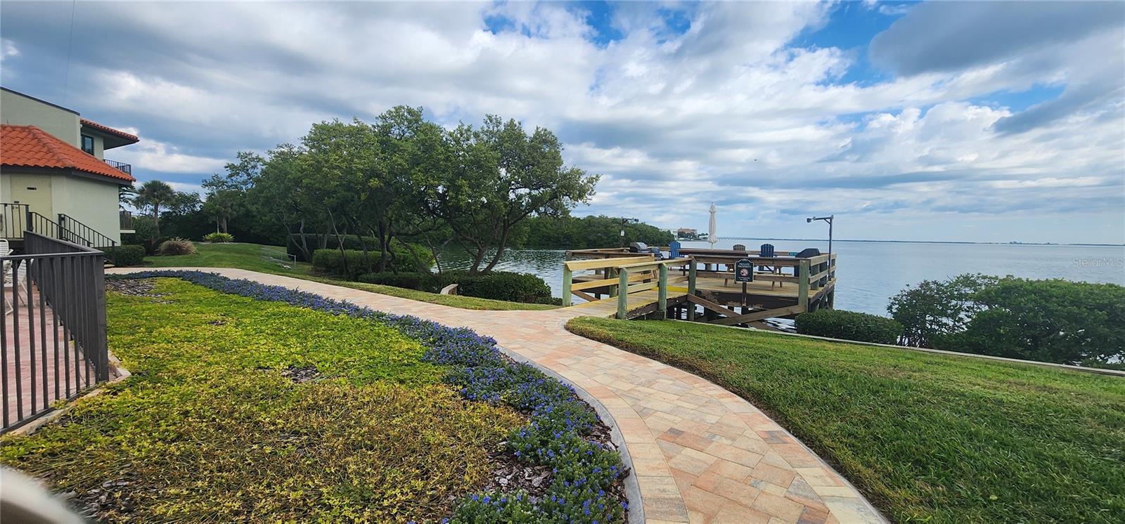 Image 28 of 46 For 1515 Pinellas Bayway S 30