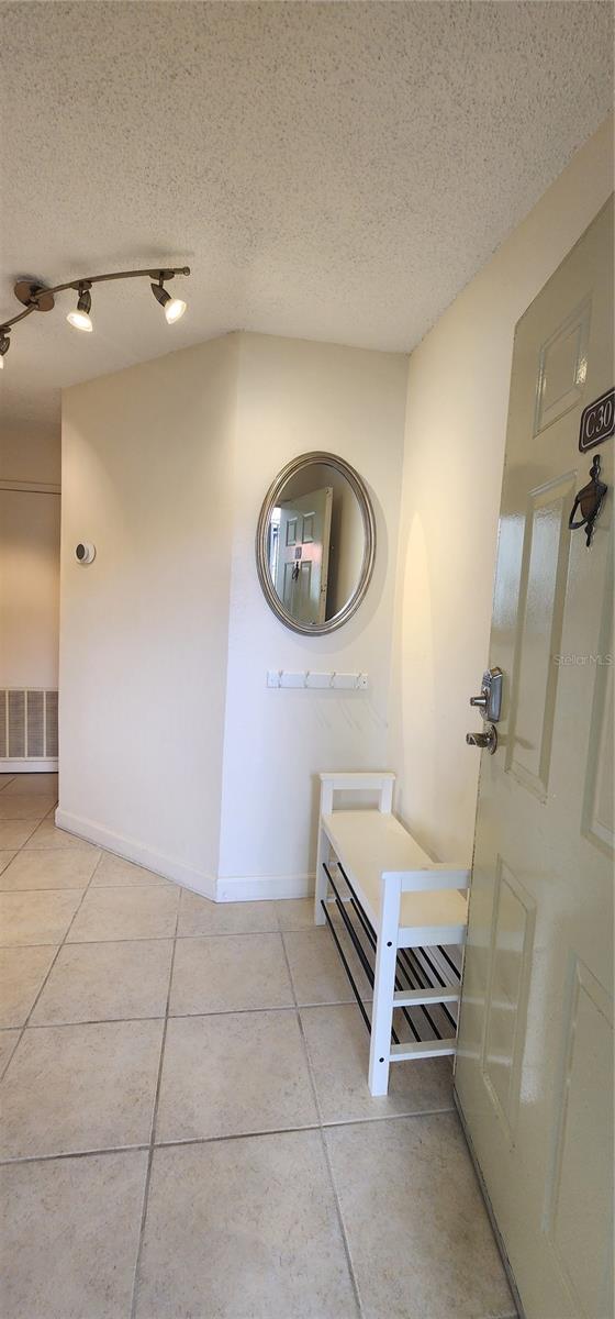 Image 3 of 46 For 1515 Pinellas Bayway S 30