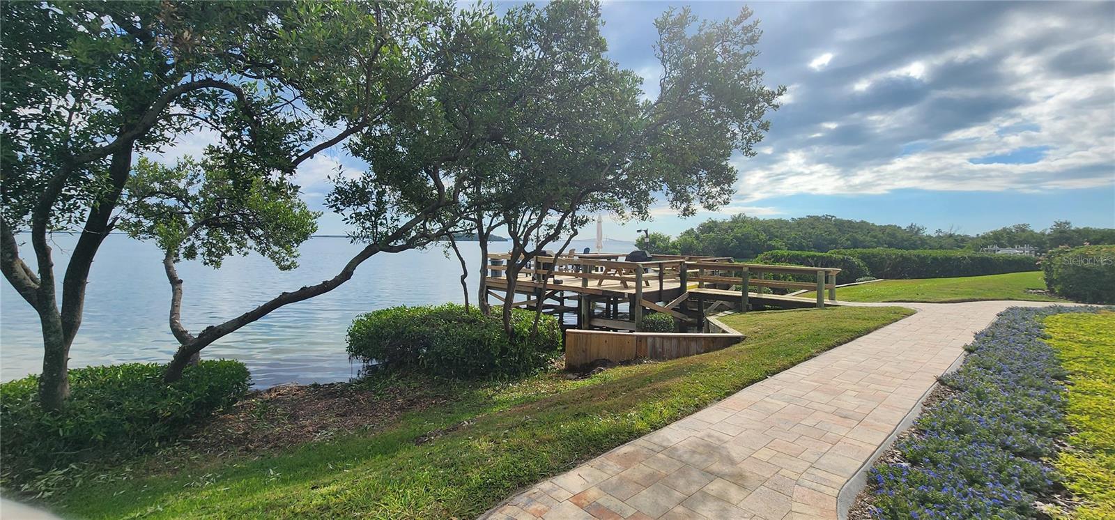 Image 32 of 46 For 1515 Pinellas Bayway S 30