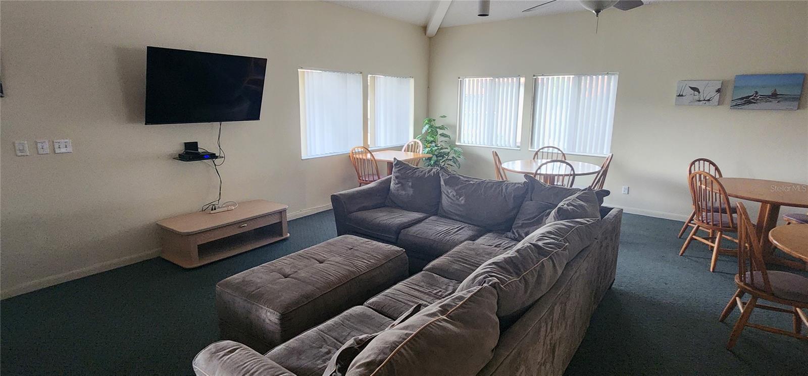 Image 38 of 46 For 1515 Pinellas Bayway S 30