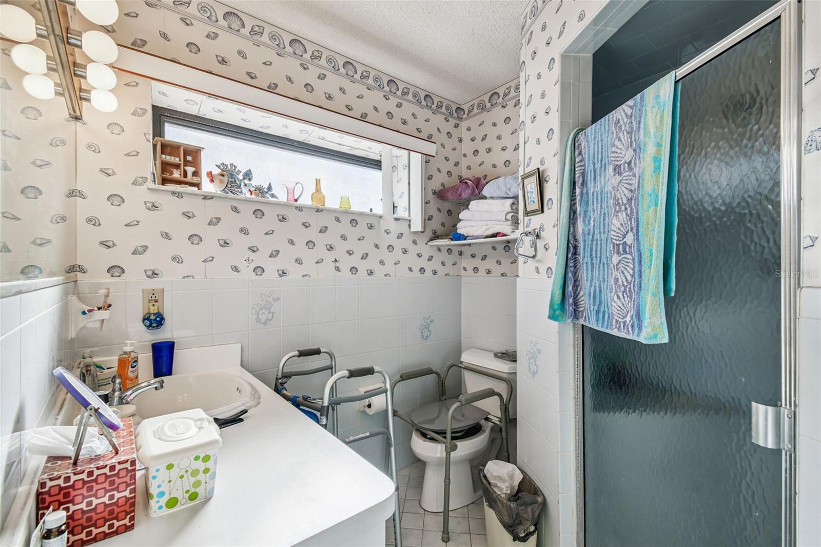 Image 14 of 28 For 5970 Seaside Drive