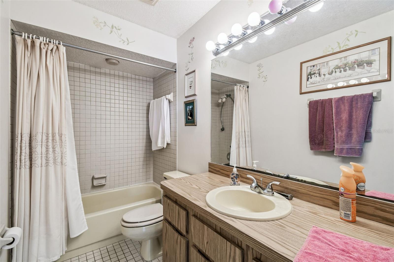 Image 22 of 28 For 5970 Seaside Drive