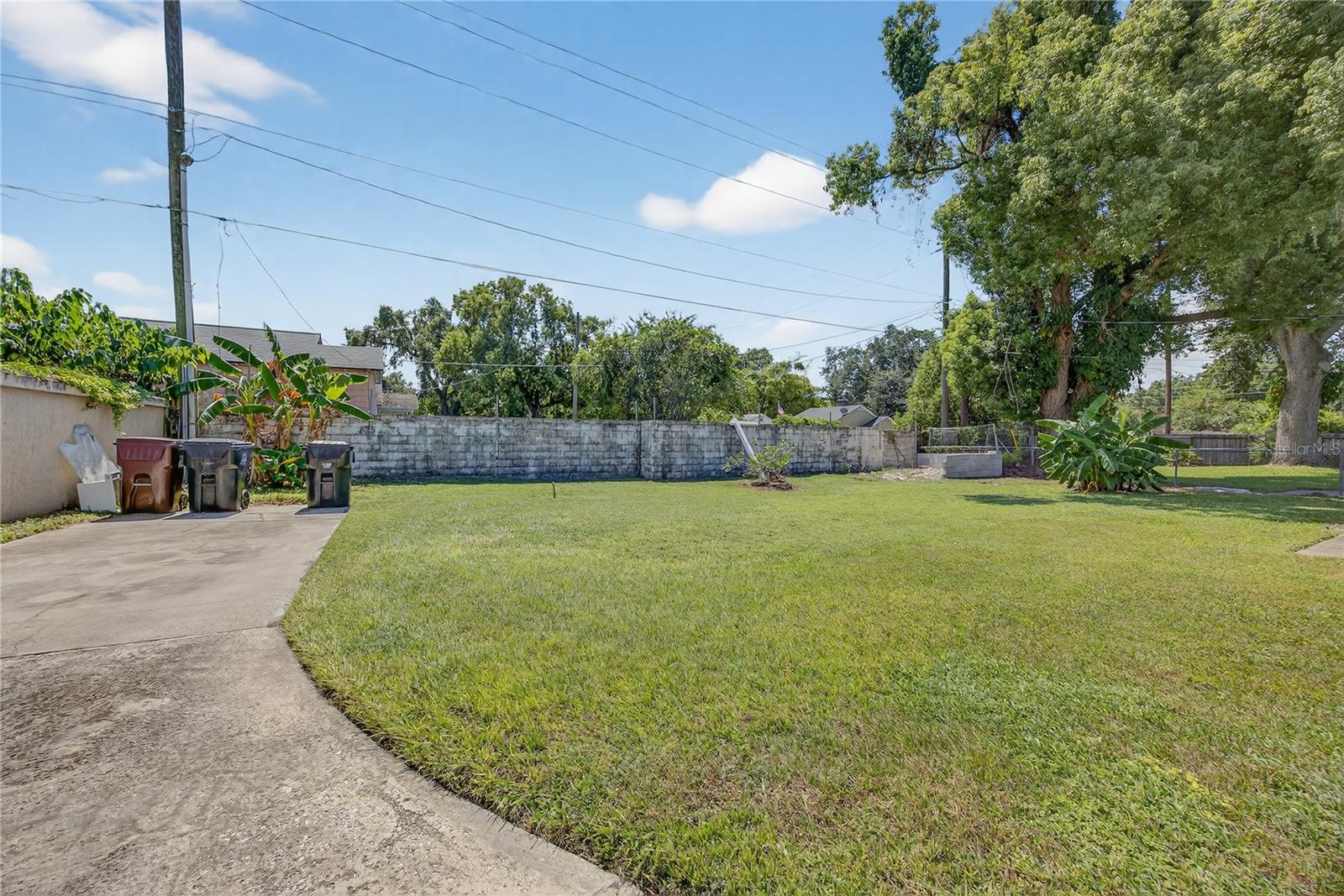 Image 46 of 47 For 2502 Vine Street