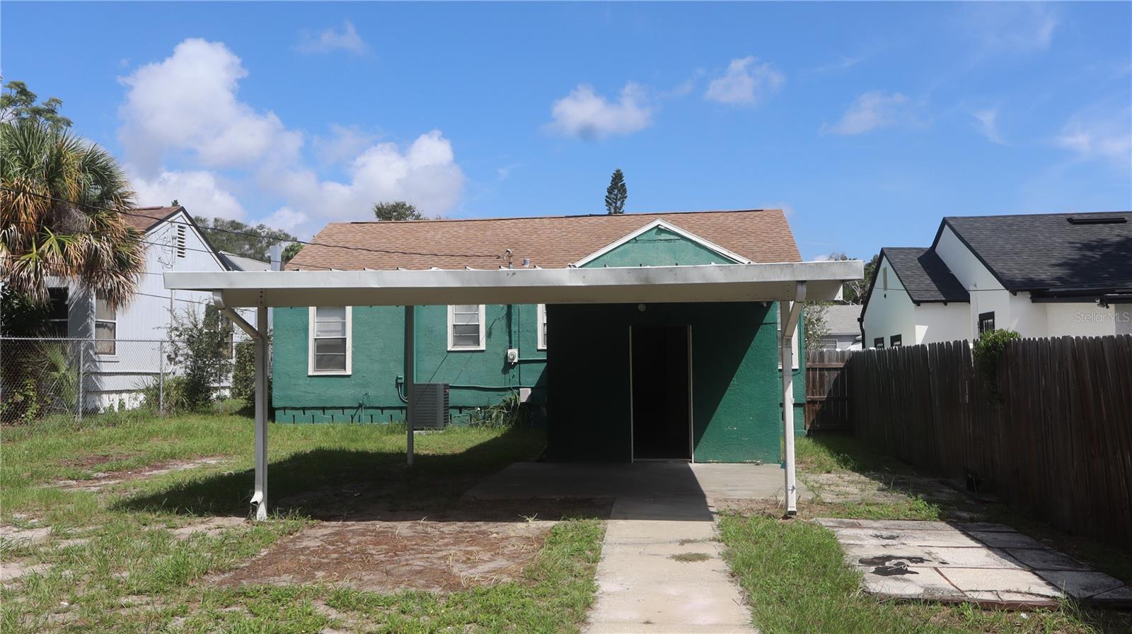 Image 10 of 12 For 828 16th Avenue S