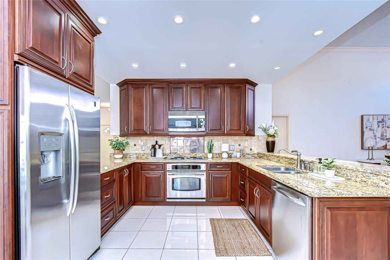 Image 14 of 44 For 14101 Riverstone Drive