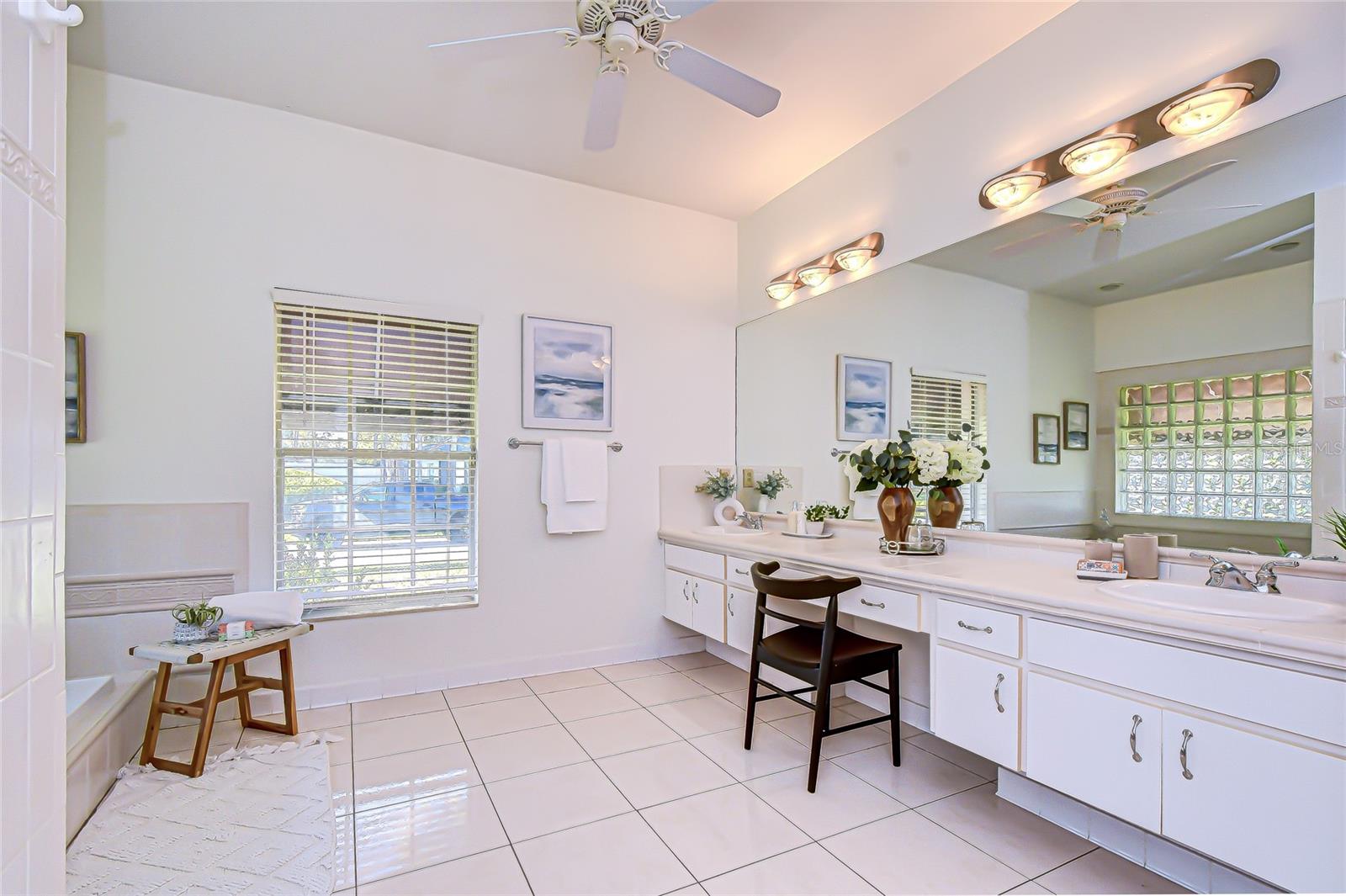 Image 22 of 44 For 14101 Riverstone Drive