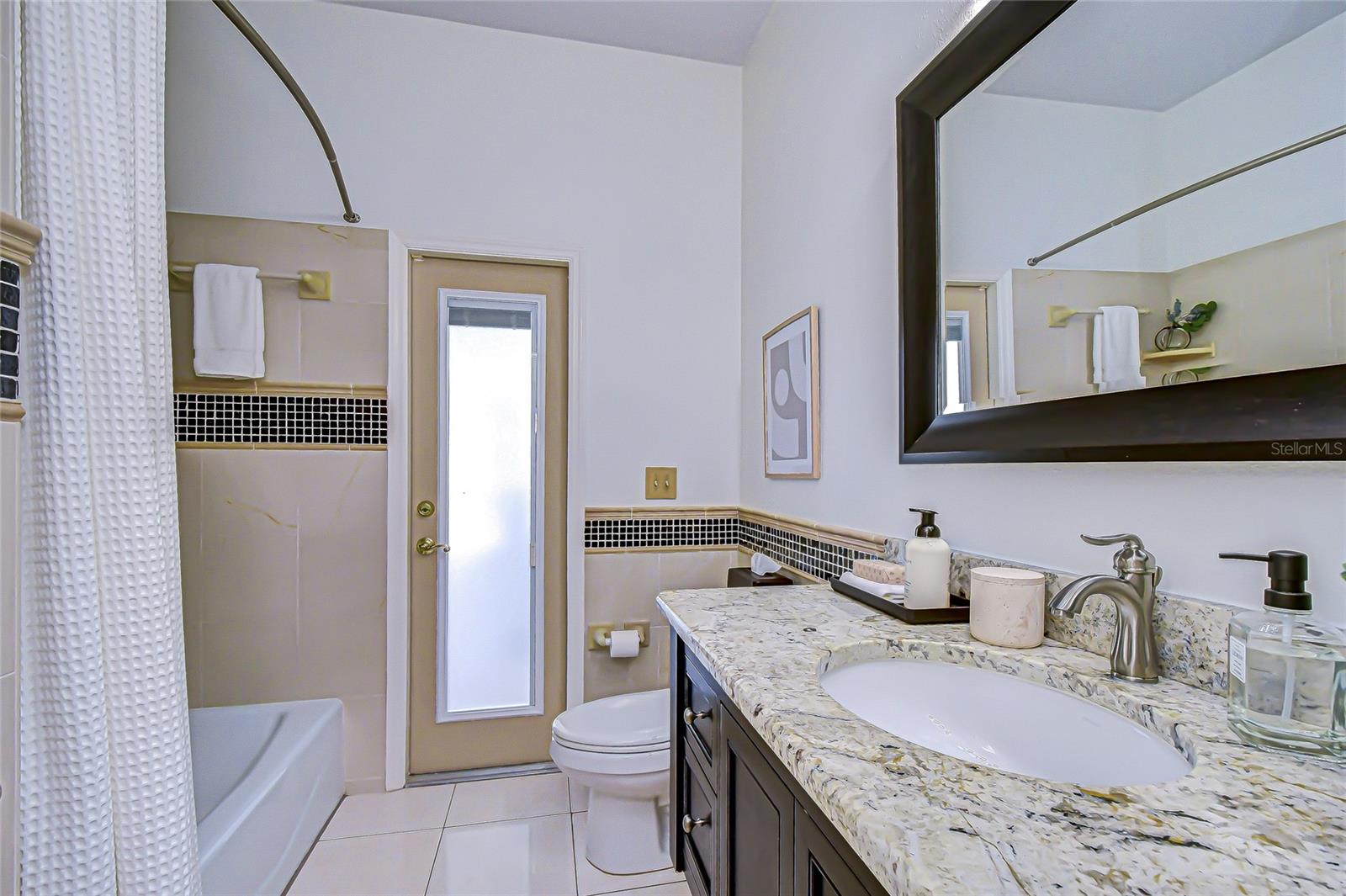 Image 27 of 44 For 14101 Riverstone Drive