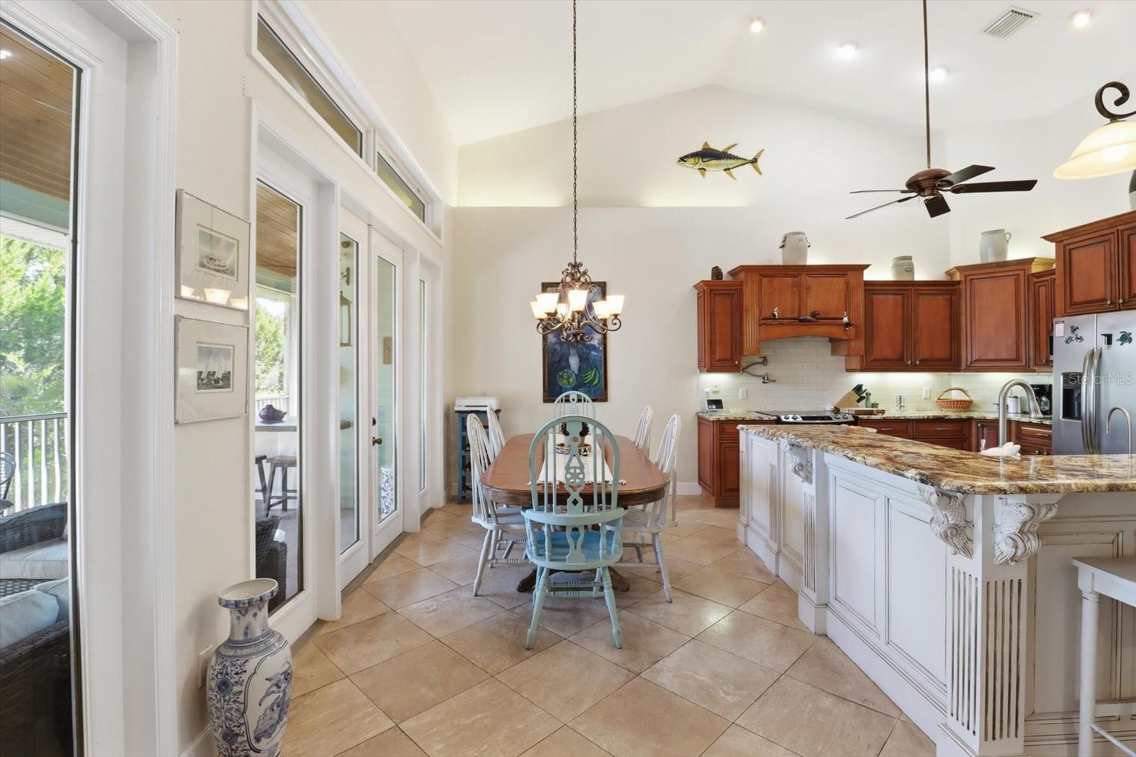 Image 12 of 53 For 5 Palm Drive