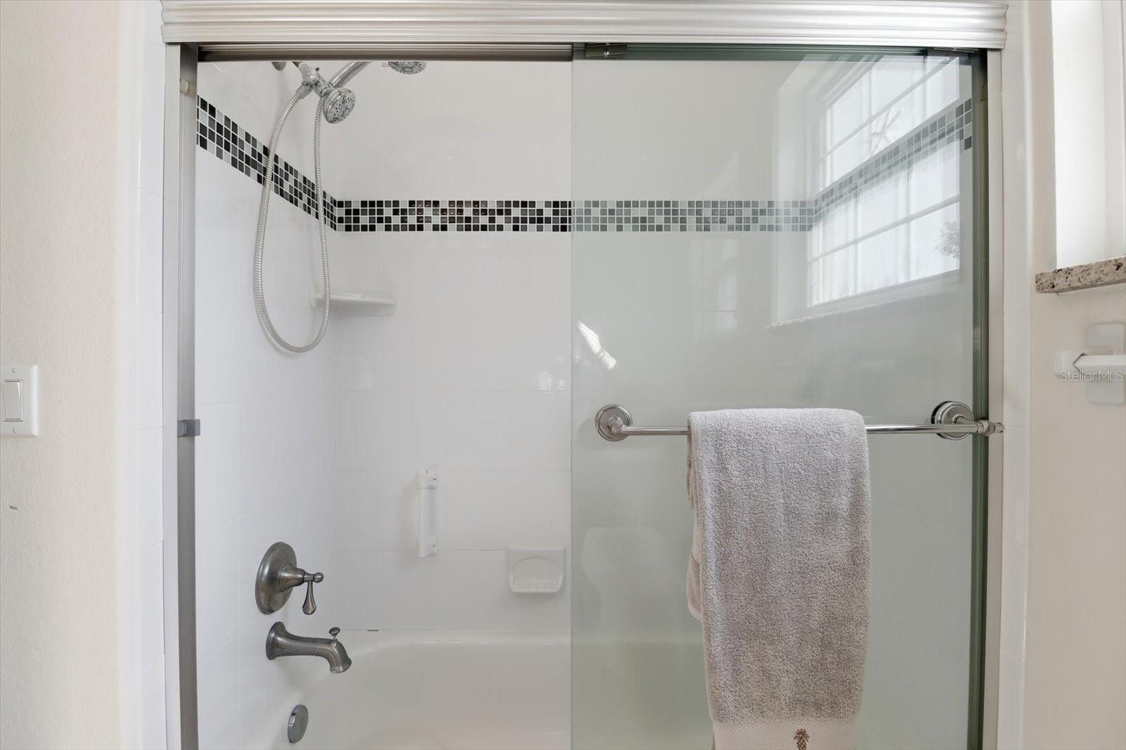 Image 21 of 53 For 5 Palm Drive