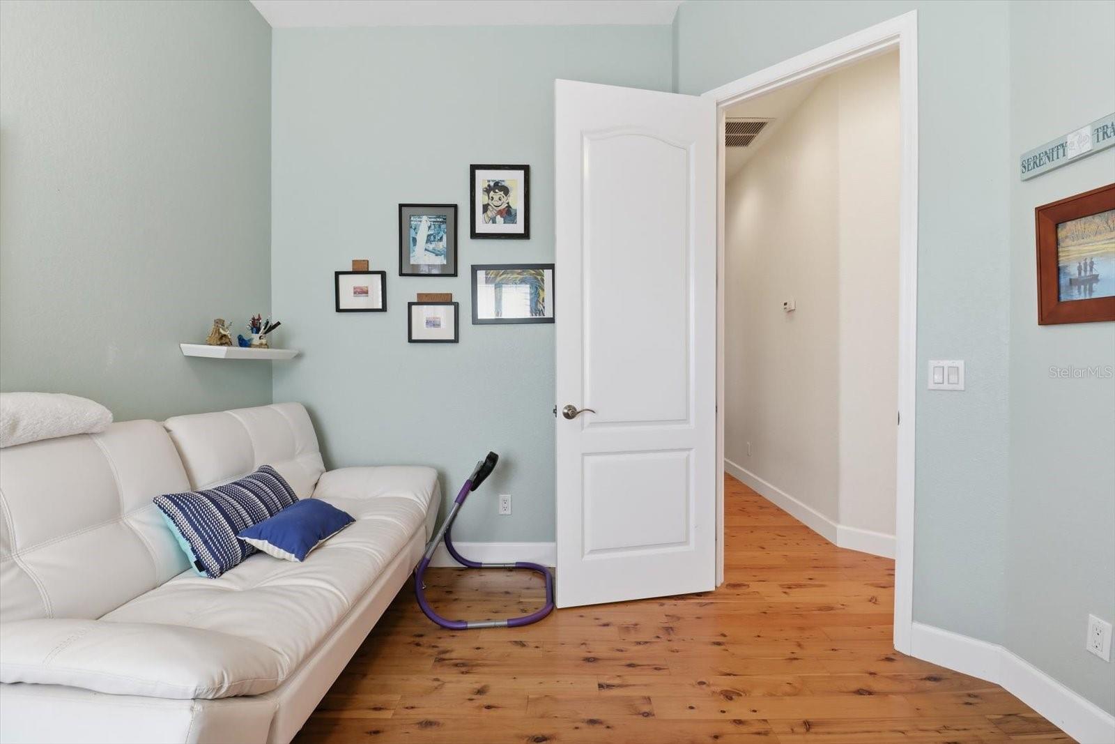 Image 22 of 53 For 5 Palm Drive