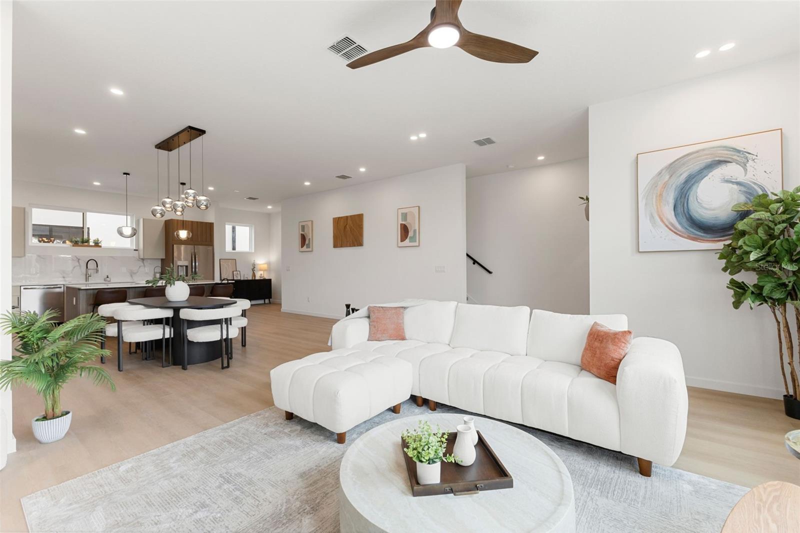 Listing photo id 14 for 2108 4th Street S