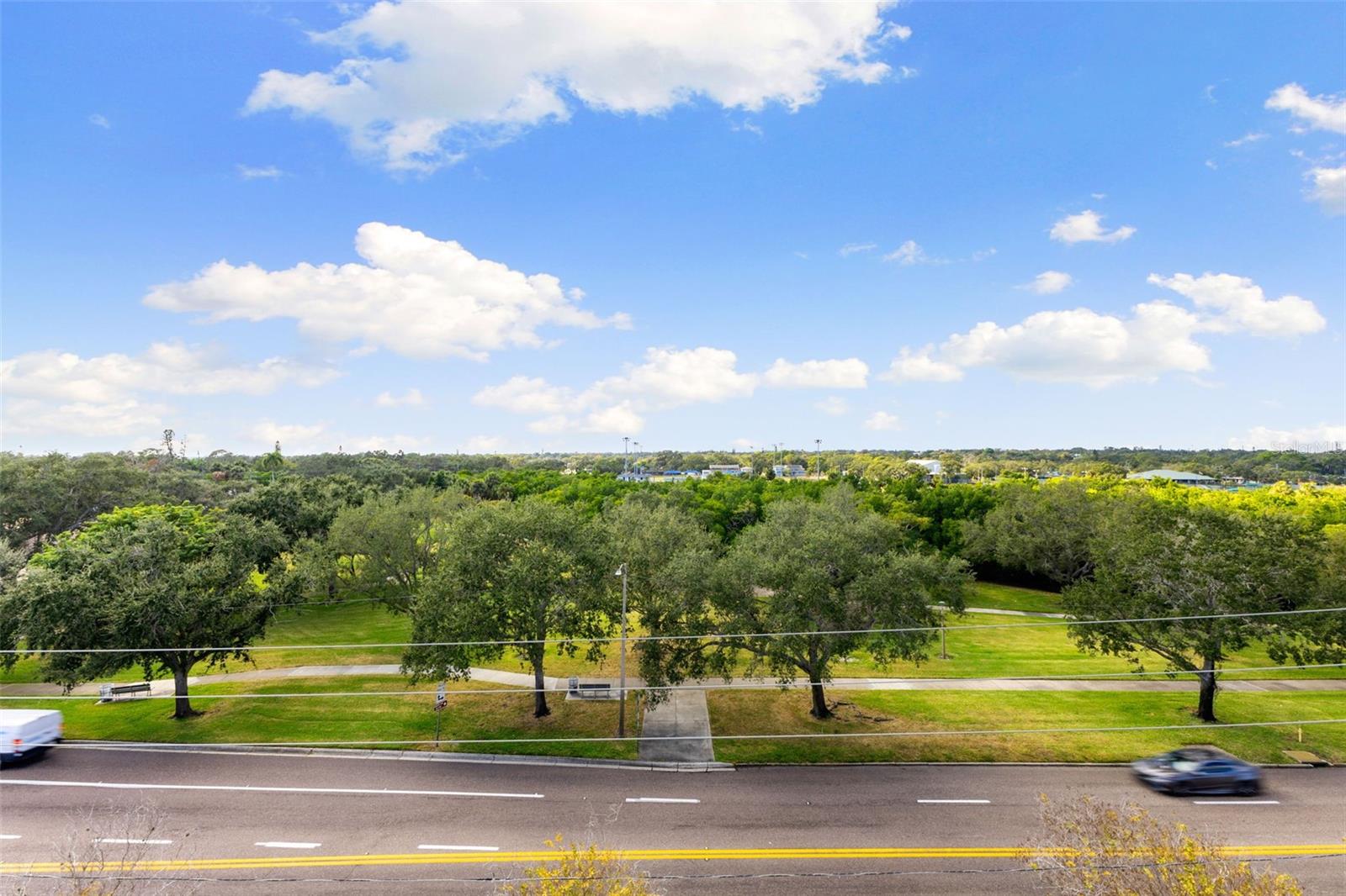 Listing photo id 49 for 2108 4th Street S