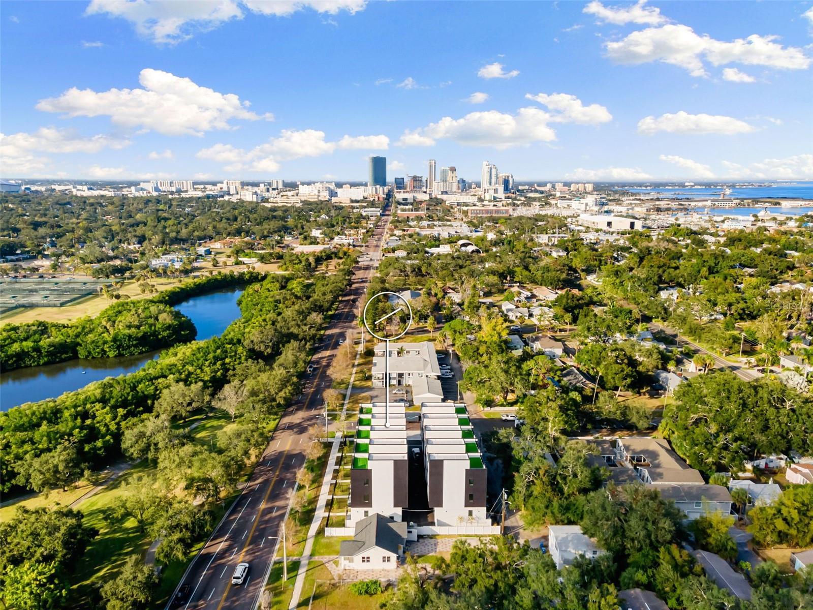 Listing photo id 52 for 2108 4th Street S