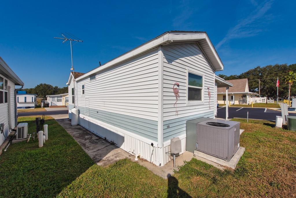 Image 21 of 36 For 38130 Mcdonald Street 40