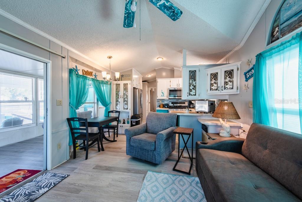 Image 7 of 36 For 38130 Mcdonald Street 40