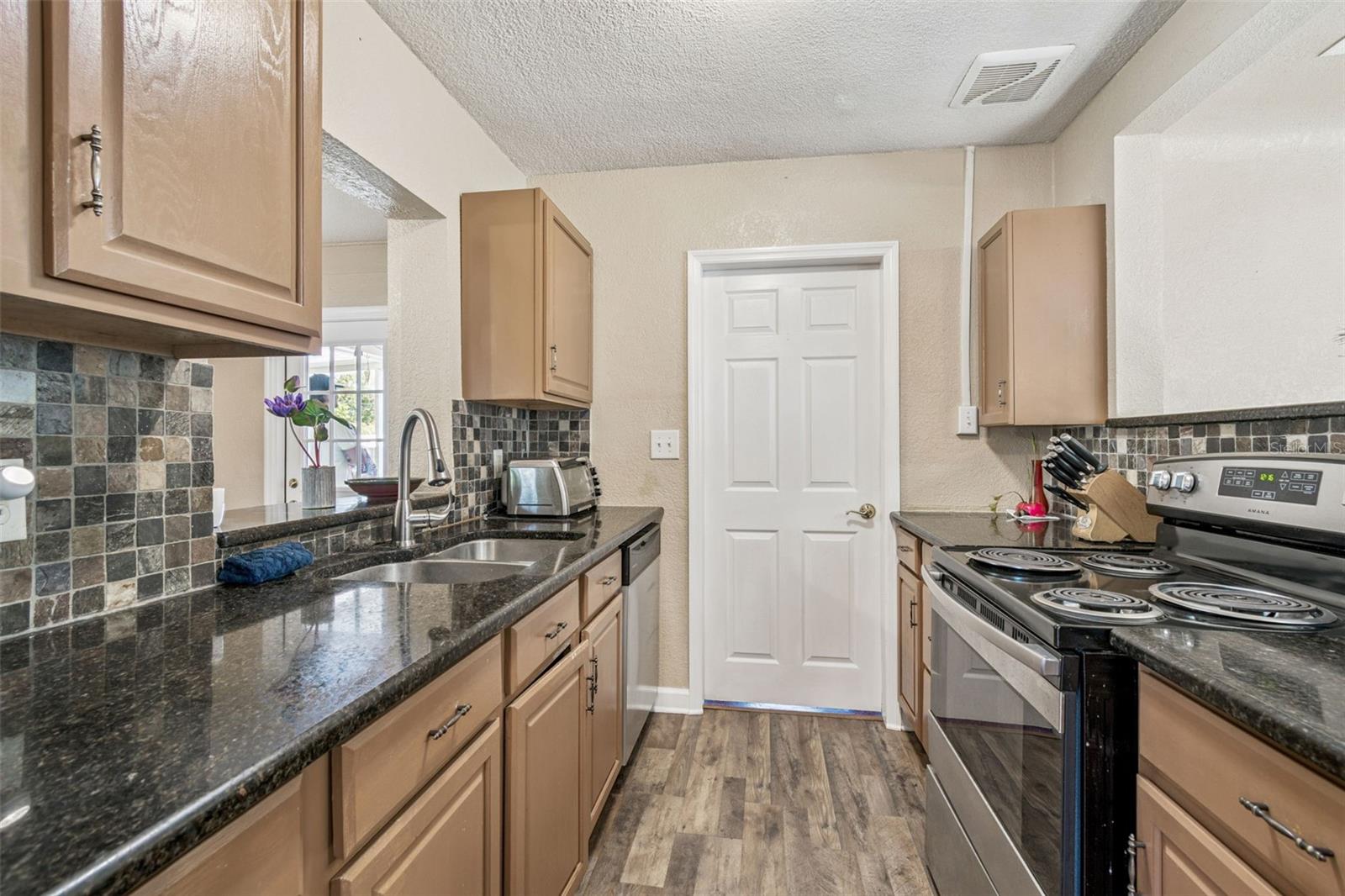 Image 10 of 28 For 3125 31st Avenue N