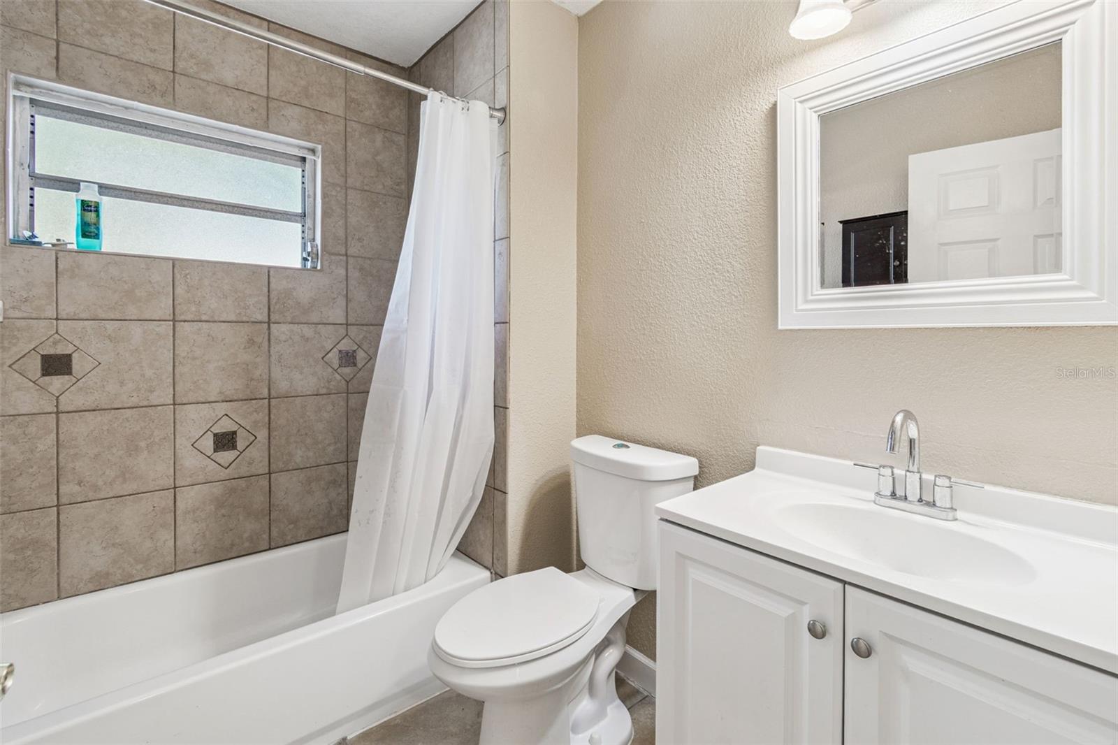 Image 15 of 28 For 3125 31st Avenue N