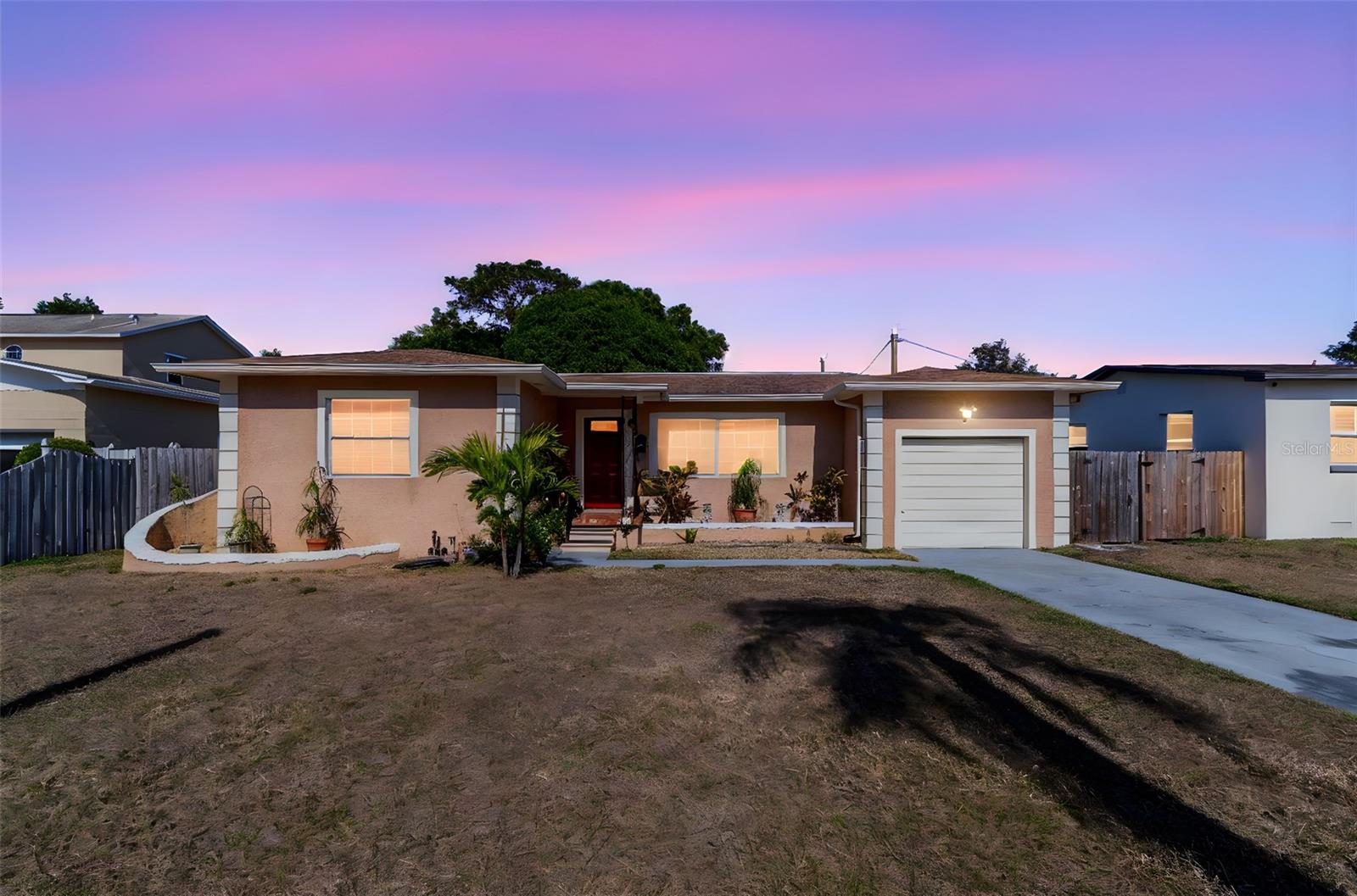 Image 3 of 28 For 3125 31st Avenue N