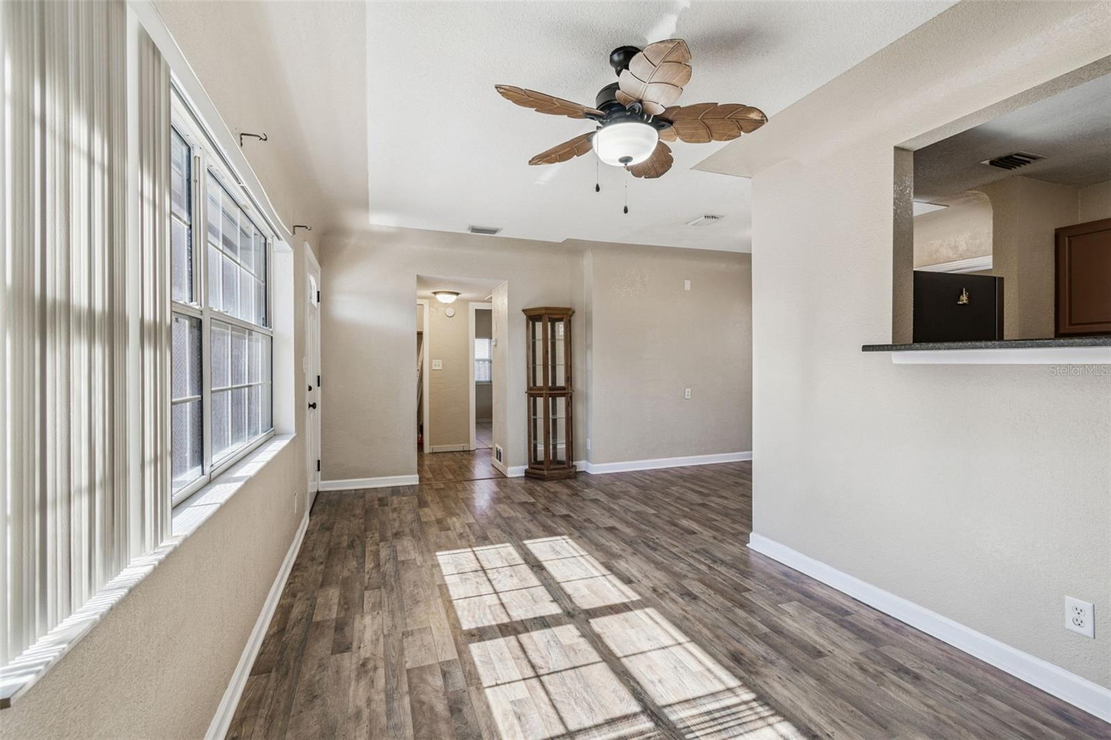 Image 7 of 28 For 3125 31st Avenue N