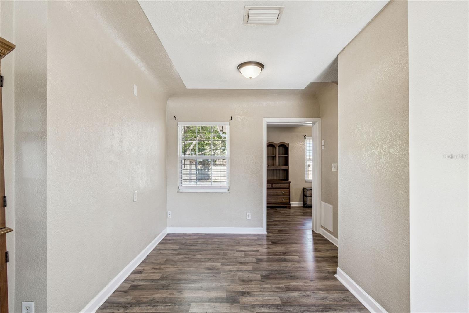 Image 8 of 28 For 3125 31st Avenue N