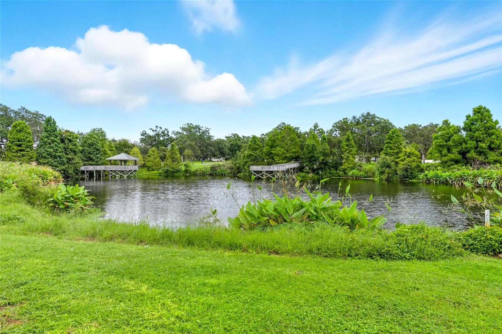 Image 20 of 20 For 600 Betty Lane 9