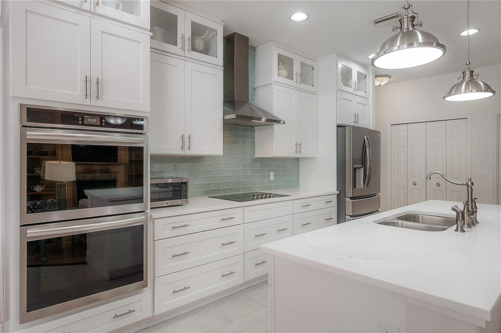 Image 13 of 61 For 12108 Riverhills Drive