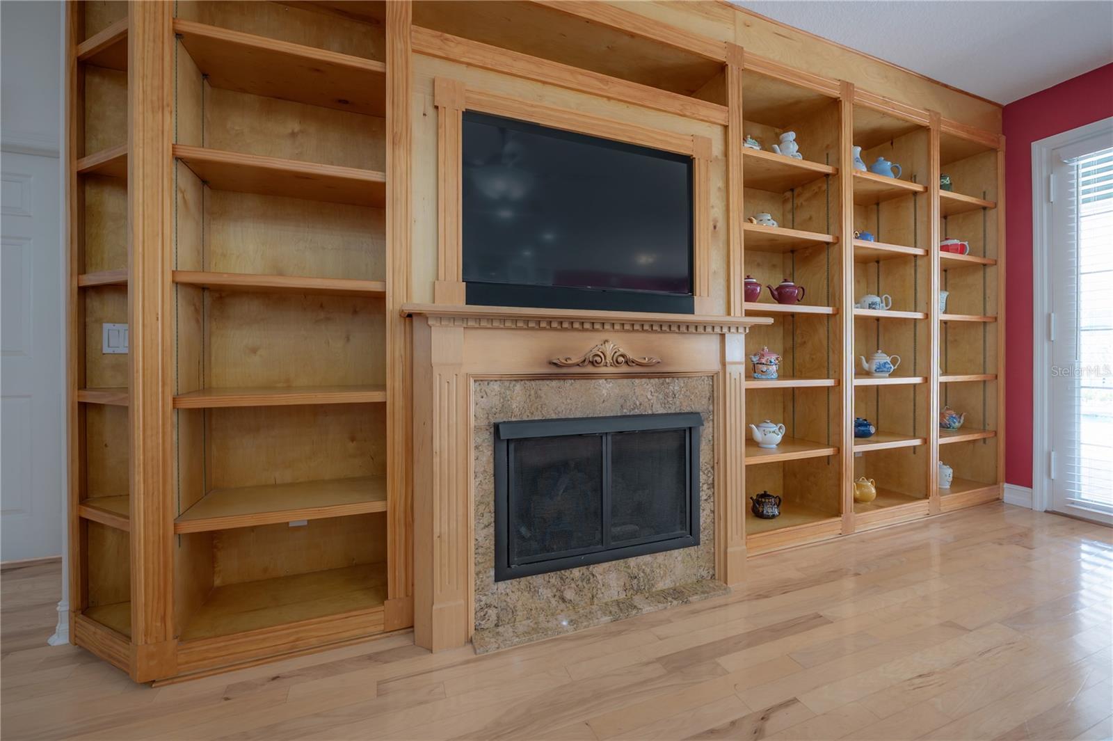 Image 17 of 61 For 12108 Riverhills Drive