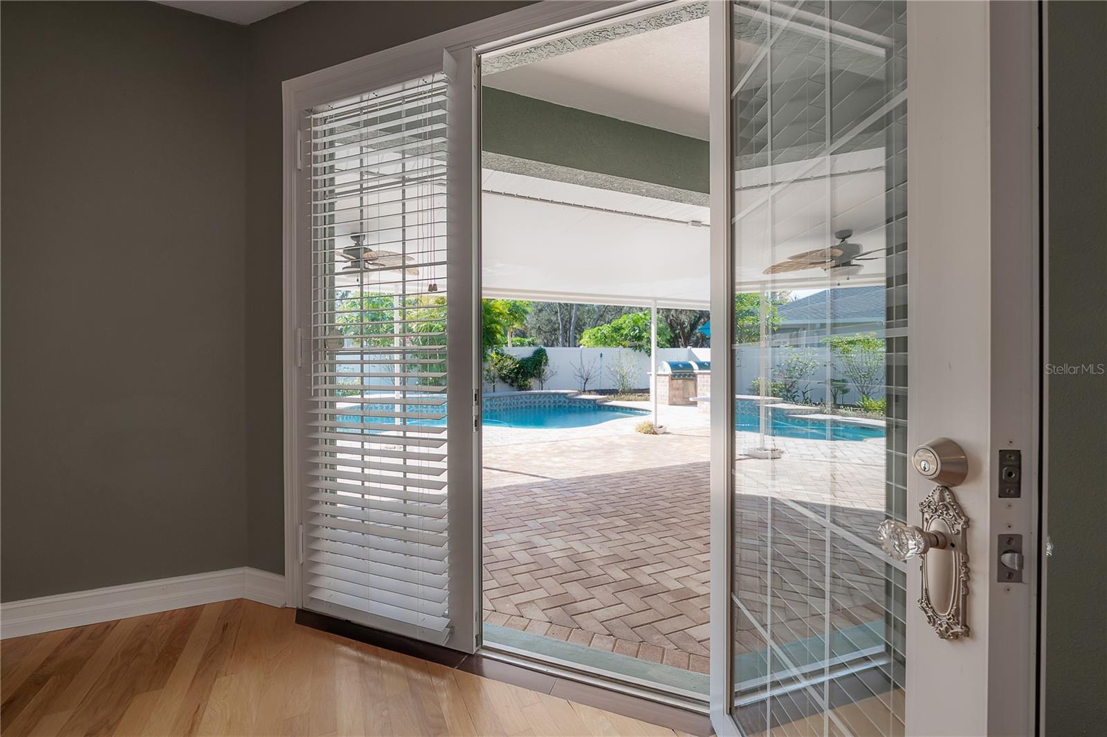 Image 23 of 61 For 12108 Riverhills Drive