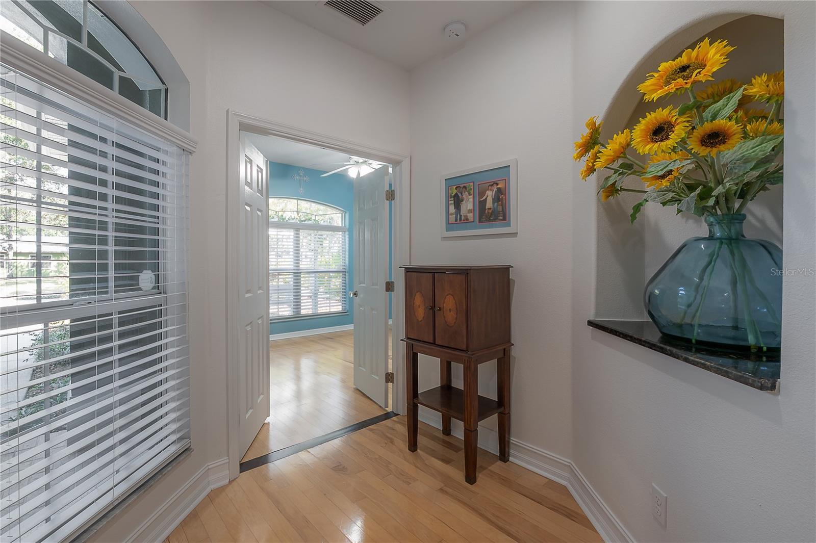 Image 30 of 61 For 12108 Riverhills Drive