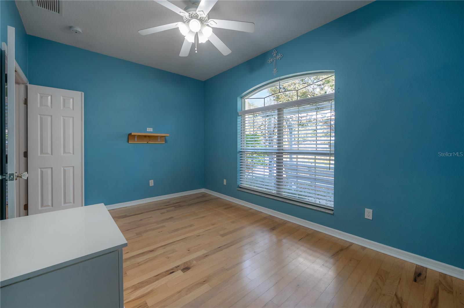 Image 31 of 61 For 12108 Riverhills Drive